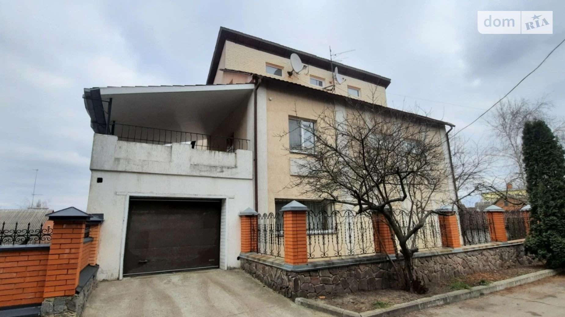 Продається будинок 2 поверховий 362.8 кв. м з гаражем, цена: 200000 $ - фото 2