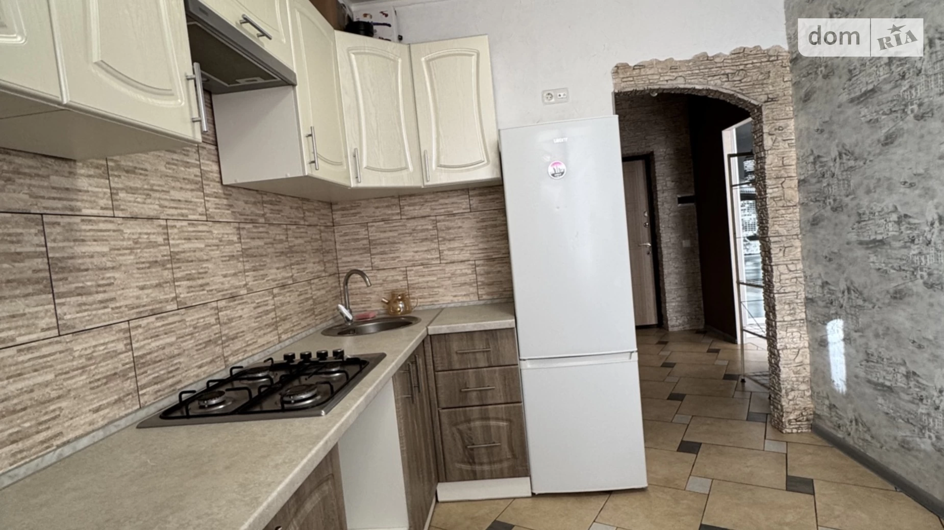 Сдается в аренду 1-комнатная квартира 38 кв. м в Хмельницком, ул. Кармелюка, 11 - фото 2