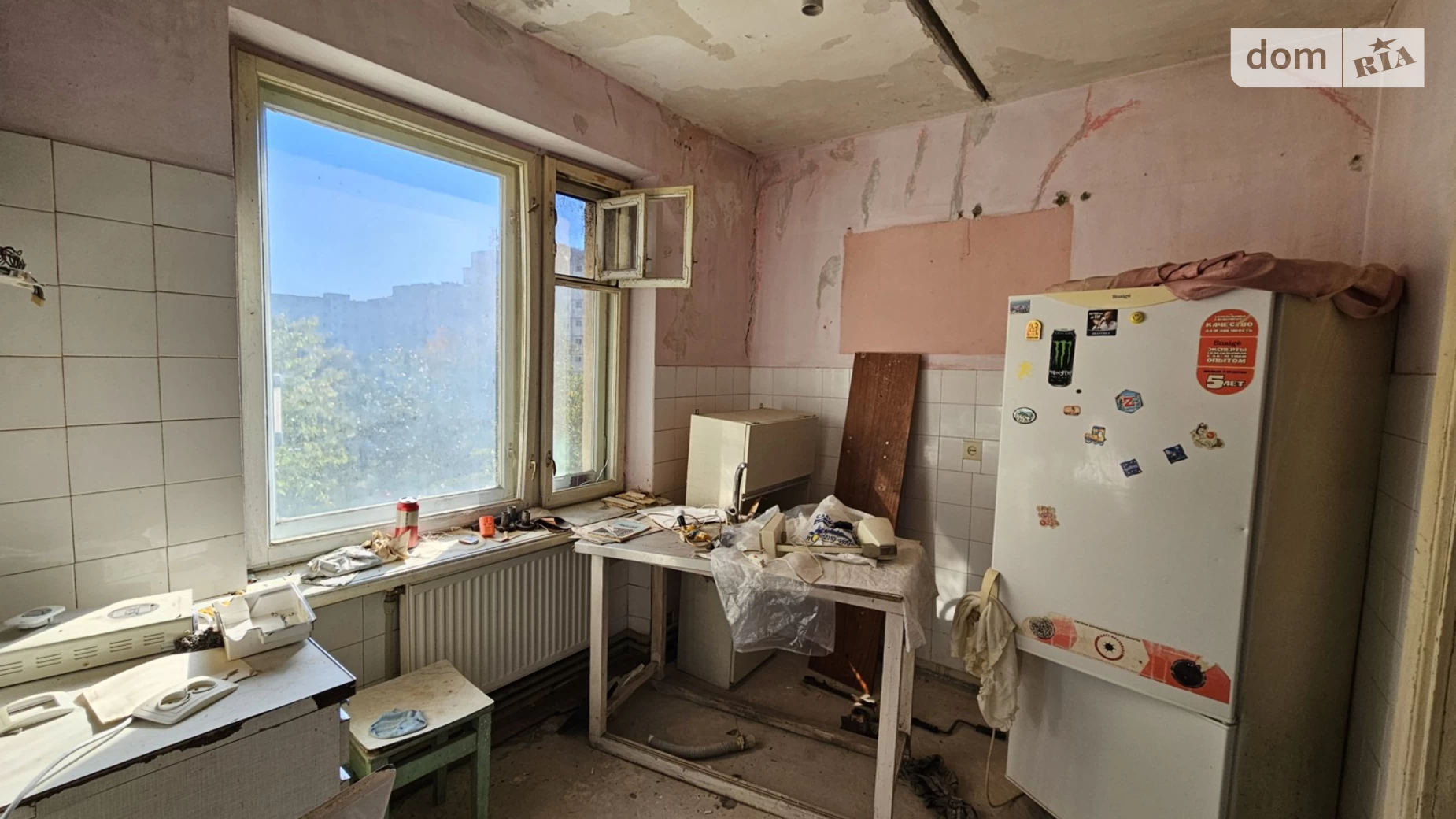 Продается 3-комнатная квартира 77.3 кв. м в Ивано-Франковске, ул. Вовчинецька, 192Б - фото 2