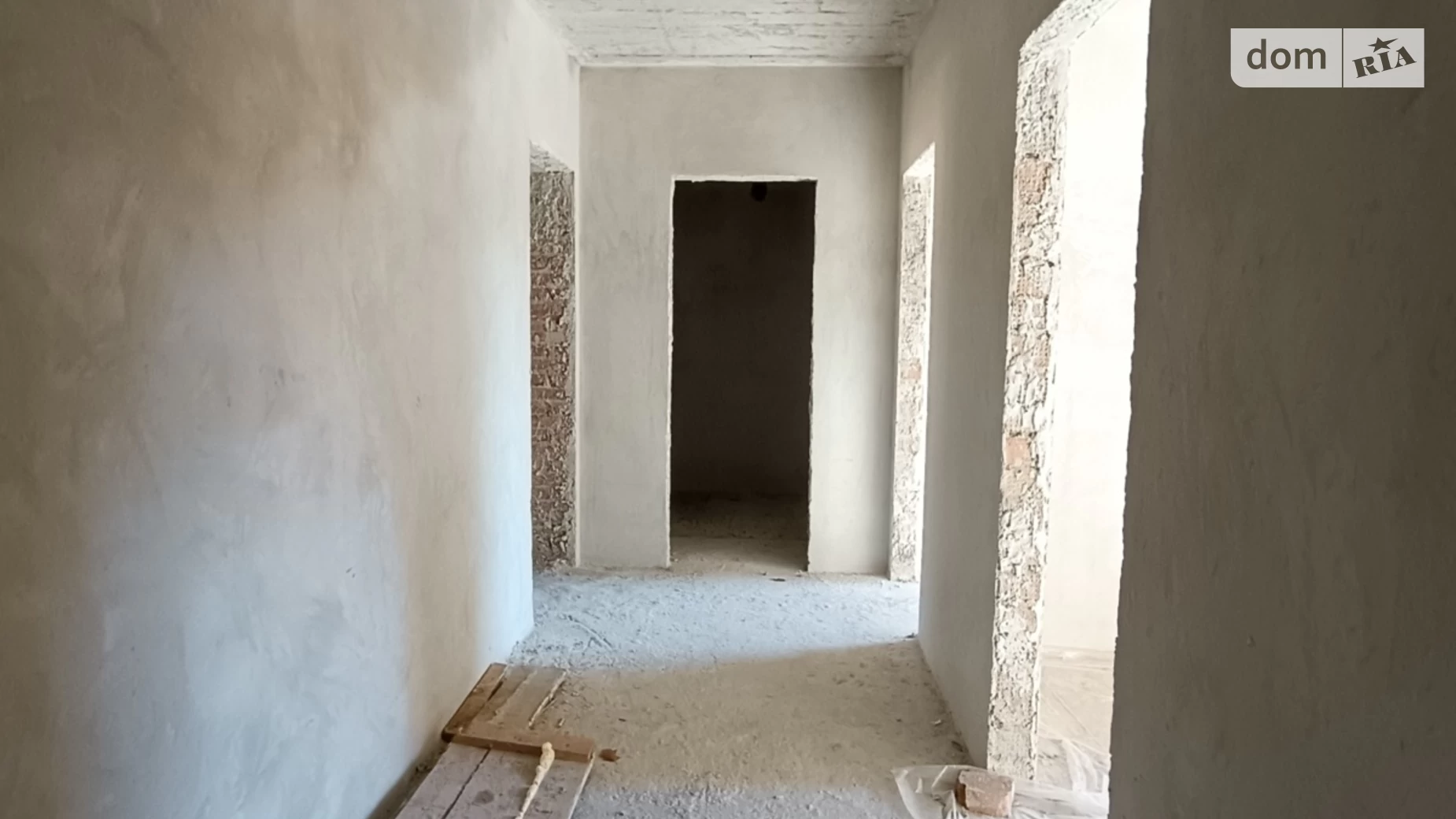 Продается 2-комнатная квартира 59 кв. м в Ивано-Франковске, ул. Волошина Августина - фото 3