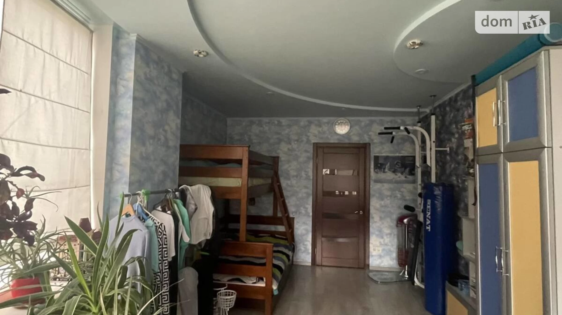 Продается 2-комнатная квартира 80 кв. м в Лиманке, мас. Радужный - фото 2