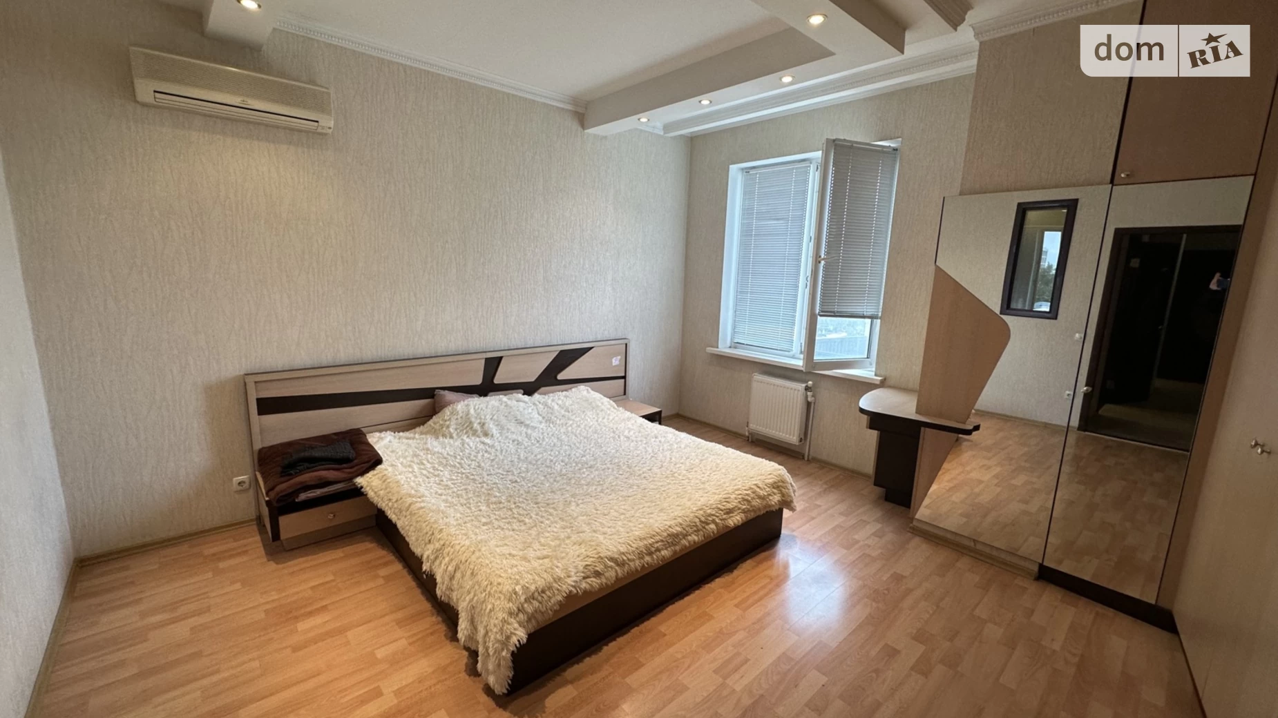 Продается 3-комнатная квартира 106 кв. м в Одессе, ул. Екатерининская - фото 3