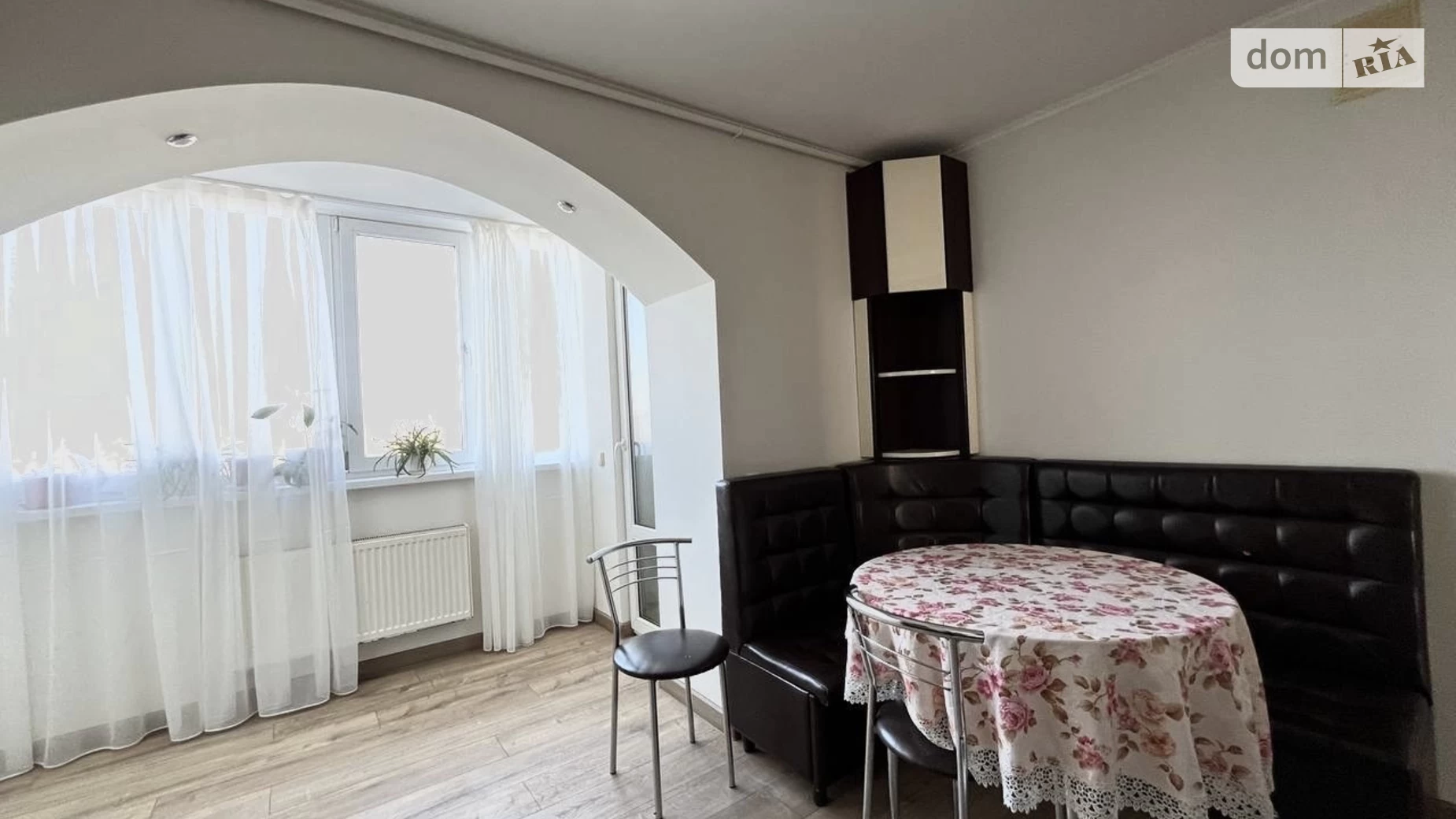 Сдается в аренду 3-комнатная квартира 70 кв. м в Черновцах, пер. Вишневый - фото 2