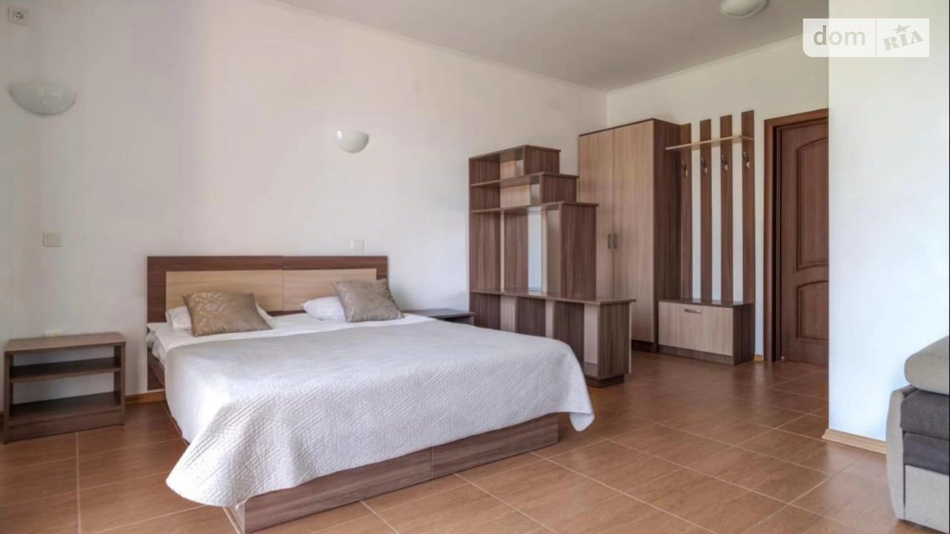 Продается объект сферы услуг 2600 кв. м в 3-этажном здании, цена: 1300000 $ - фото 4
