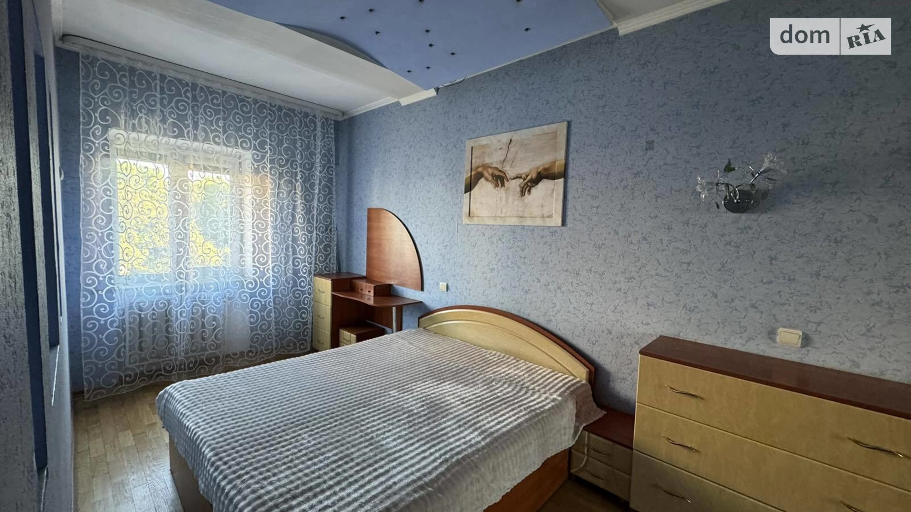 Продается 2-комнатная квартира 65 кв. м в Ровно, ул. Парковая, 2 - фото 4