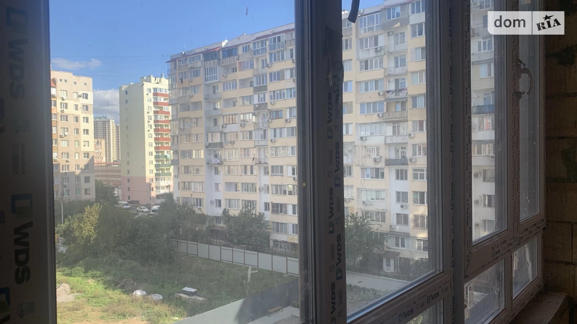 Продається 2-кімнатна квартира 72.6 кв. м у Одесі, вул. Академіка Сахарова - фото 2