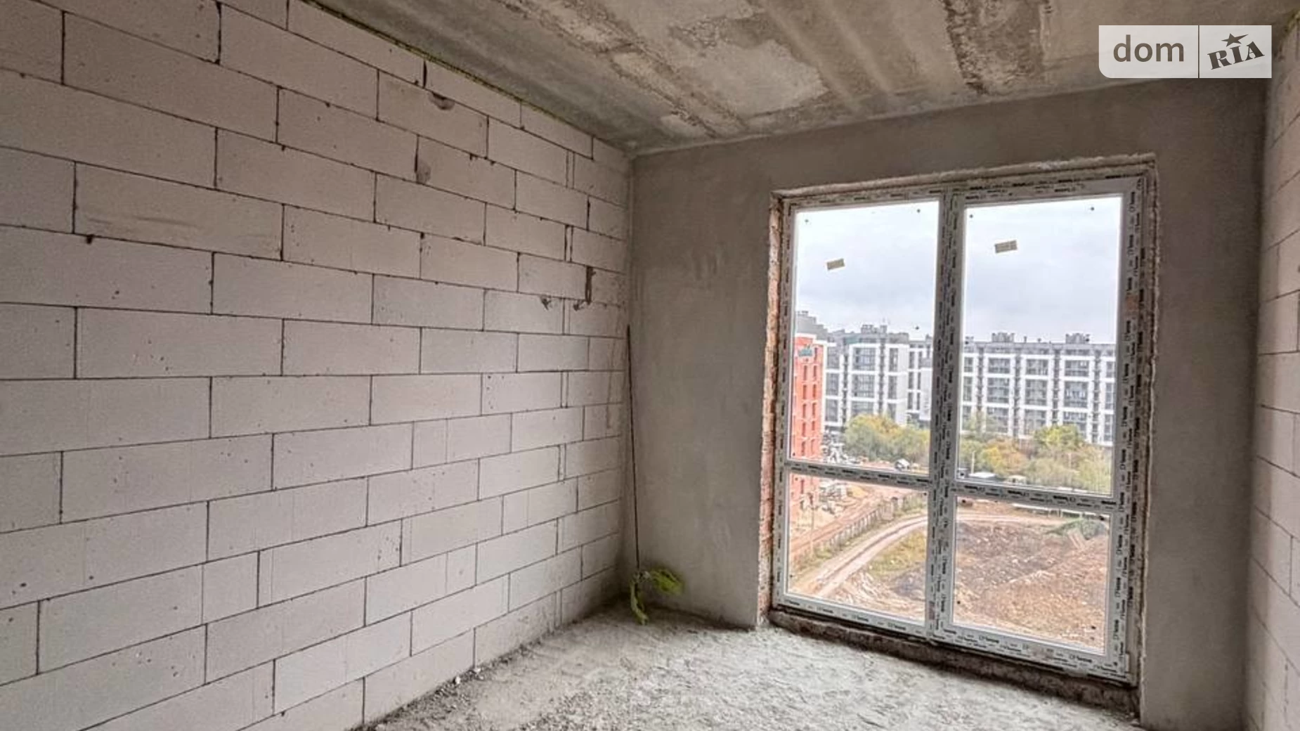 Продается 3-комнатная квартира 89.7 кв. м в Ивано-Франковске, ул. Бастионна - фото 2
