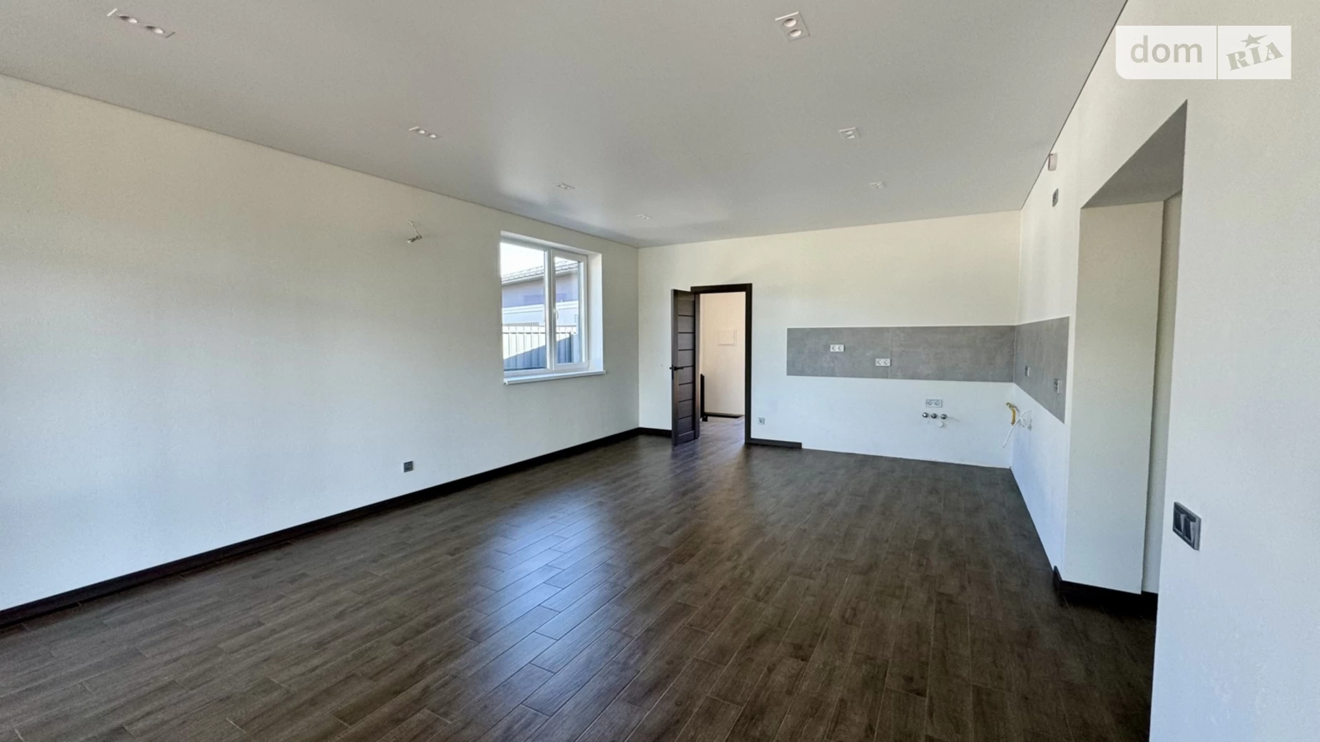 Продається одноповерховий будинок 120 кв. м з гаражем, цена: 155000 $ - фото 2