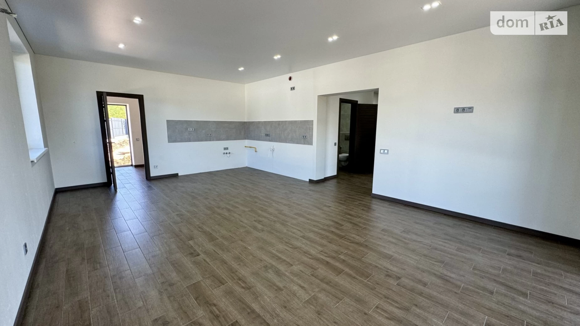 Продається одноповерховий будинок 120 кв. м з гаражем, цена: 155000 $ - фото 4