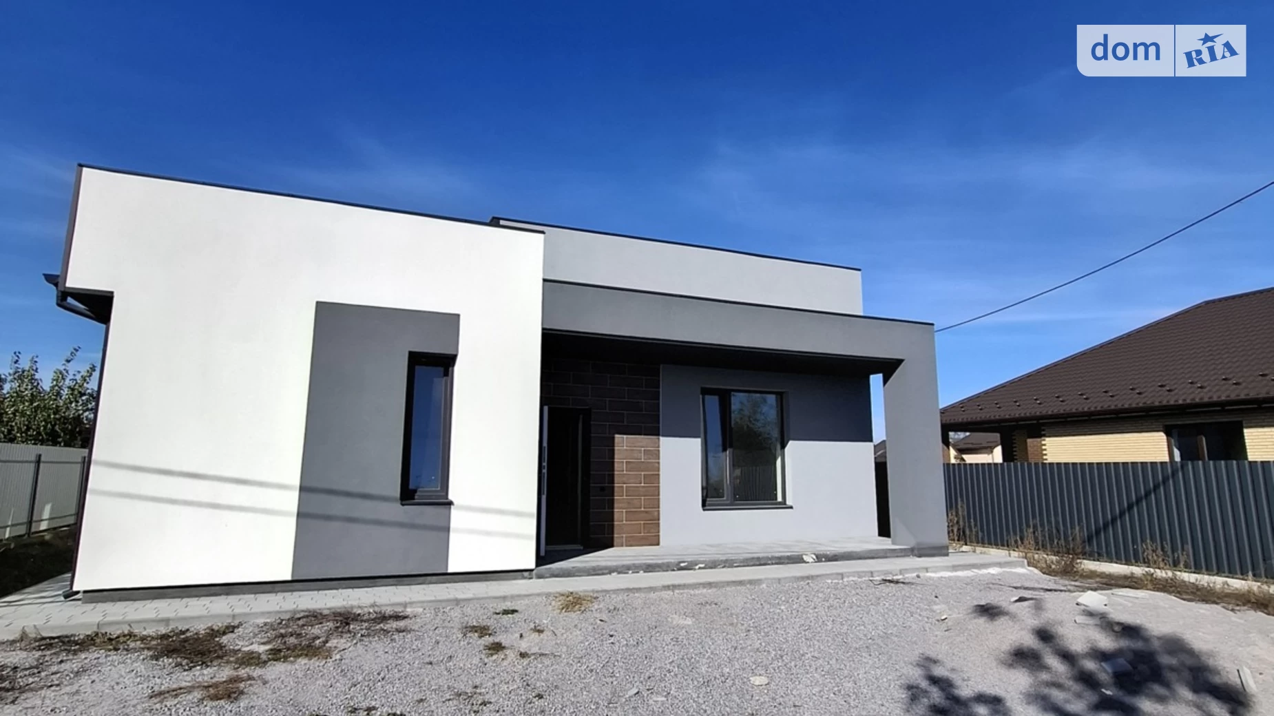 Продається одноповерховий будинок 115 кв. м з гаражем, цена: 105000 $ - фото 2