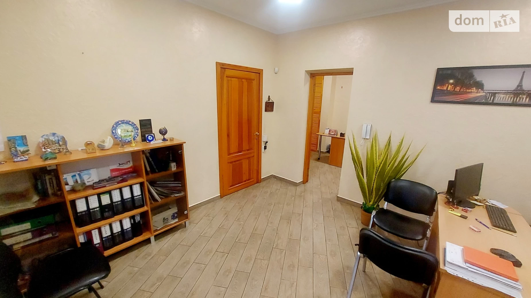 Сдается в аренду офис 37 кв. м в бизнес-центре, цена: 300 $ - фото 4