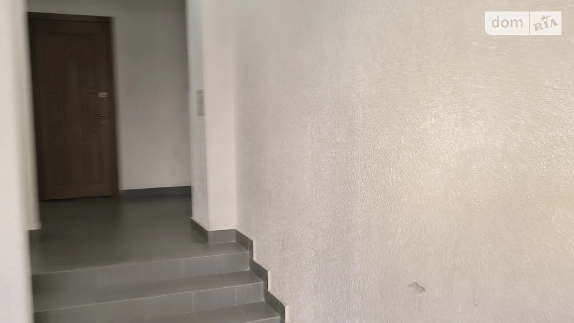 Продается 2-комнатная квартира 78 кв. м в Ужгороде, ул. Гленца, 14 - фото 2