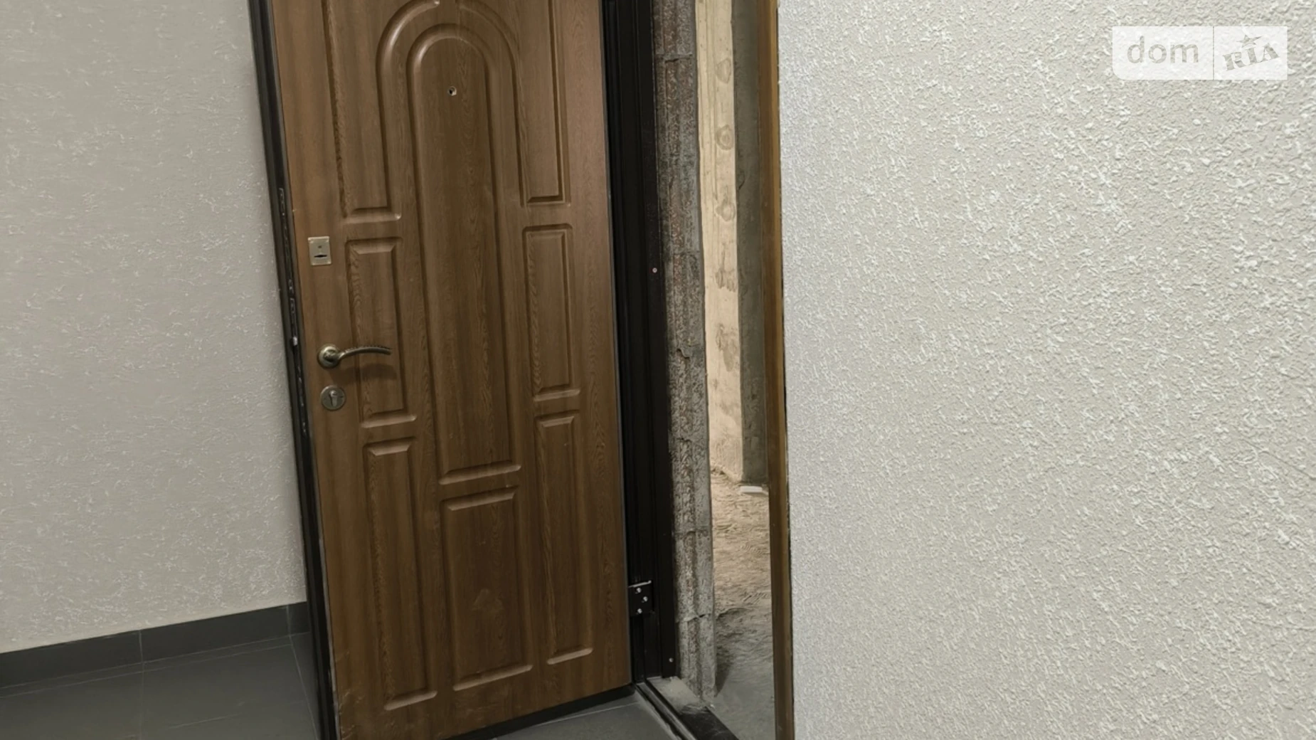 Продается 2-комнатная квартира 78 кв. м в Ужгороде, ул. Гленца, 14 - фото 3