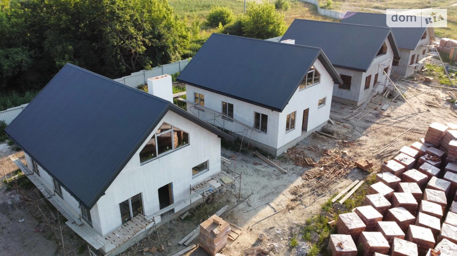 Продается дом на 2 этажа 120 кв. м с балконом, цена: 61000 $ - фото 2
