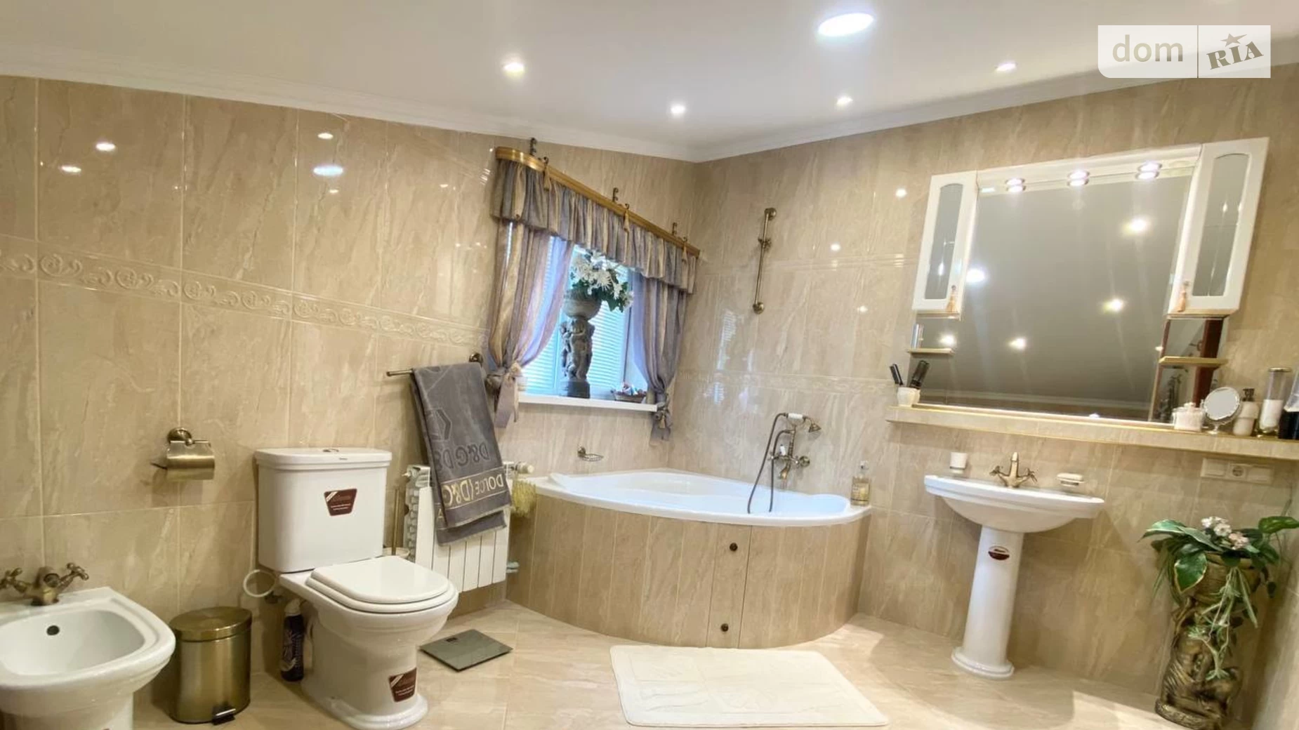 Продается дом на 2 этажа 250 кв. м с балконом, цена: 380000 $ - фото 5