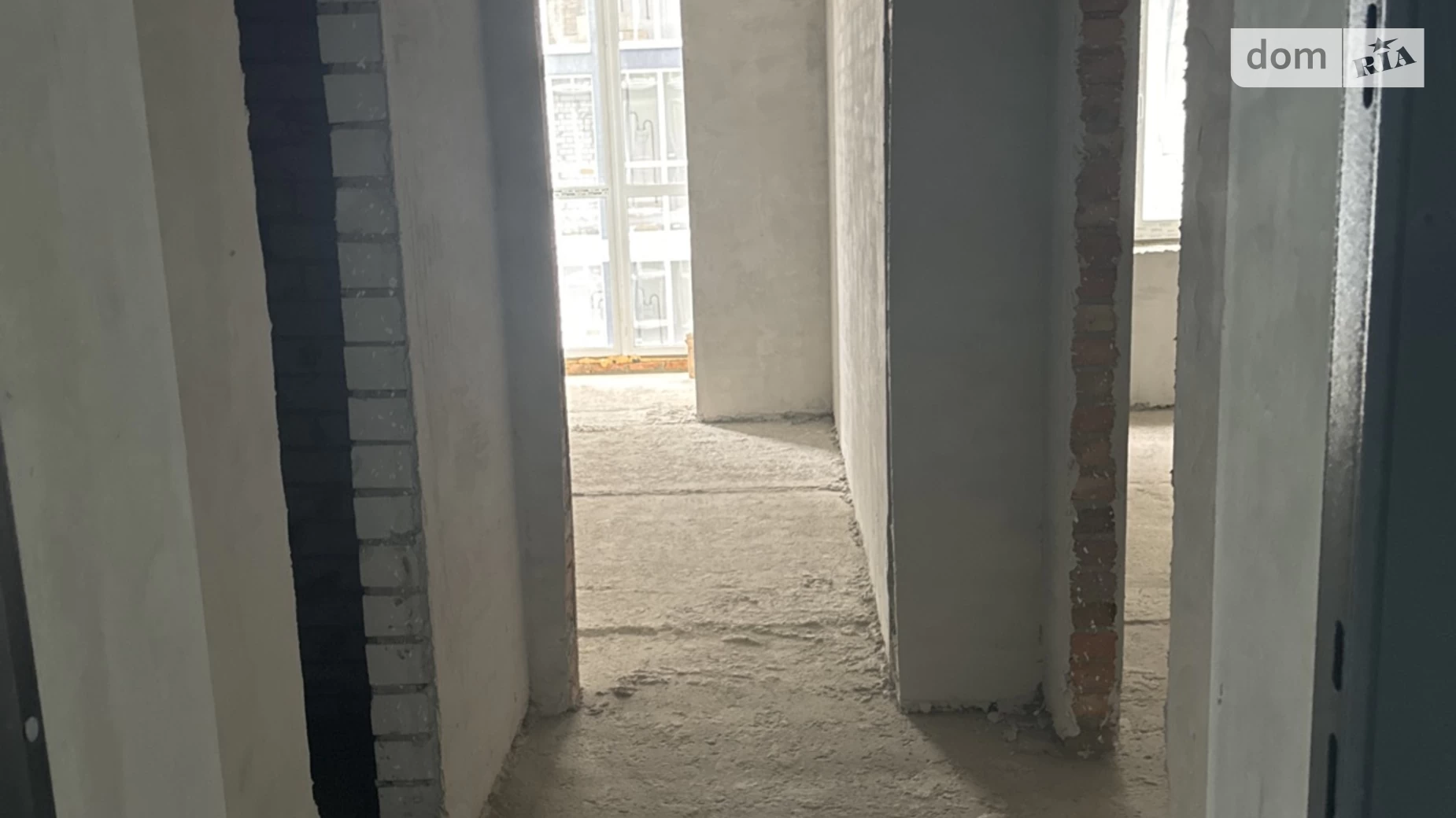 Продается 1-комнатная квартира 38 кв. м в Буче, ул. Бориса Гмыри, 7А - фото 2