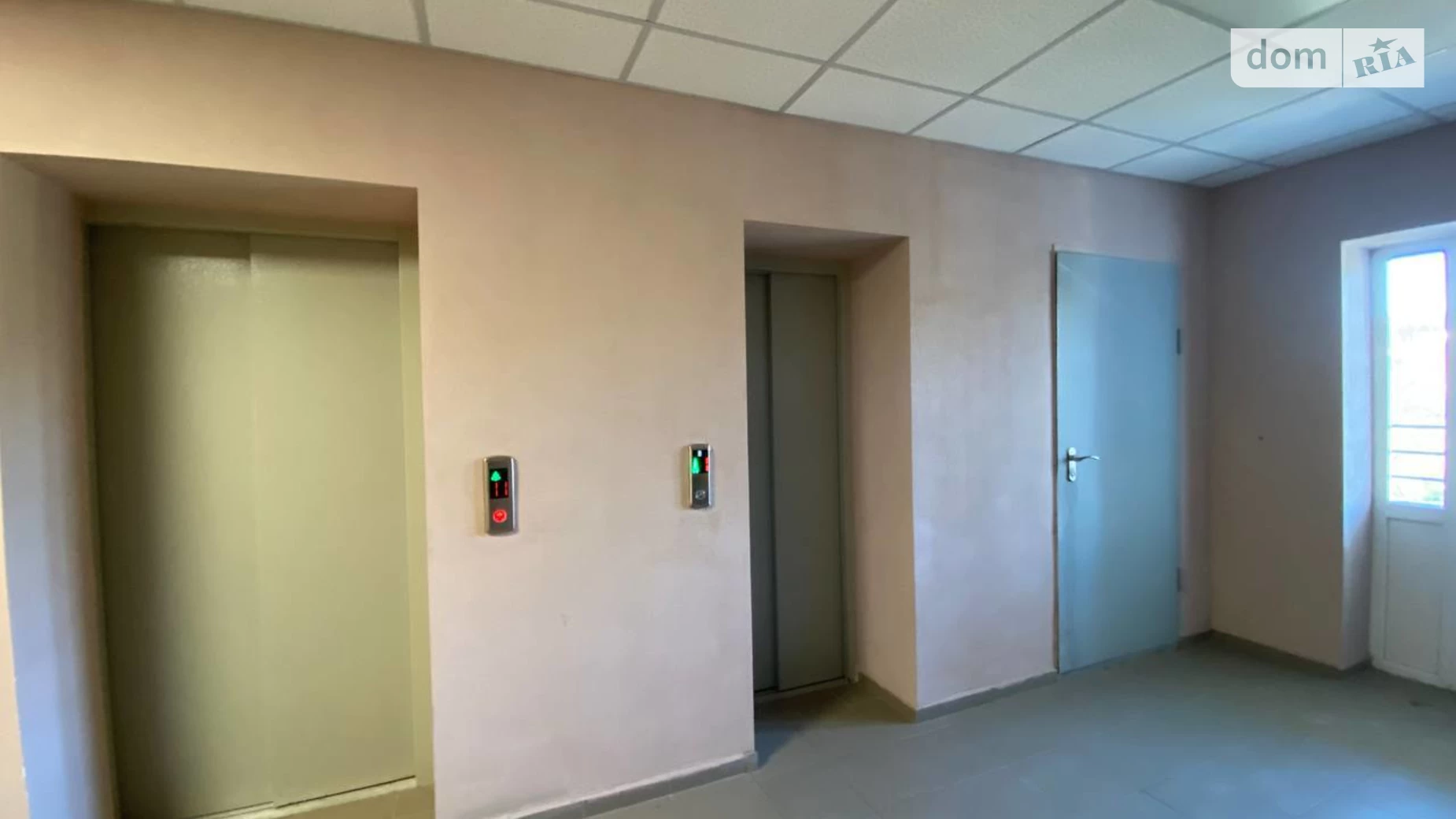 Продается 1-комнатная квартира 44 кв. м в Днепре, ул. Мандрыковская - фото 2