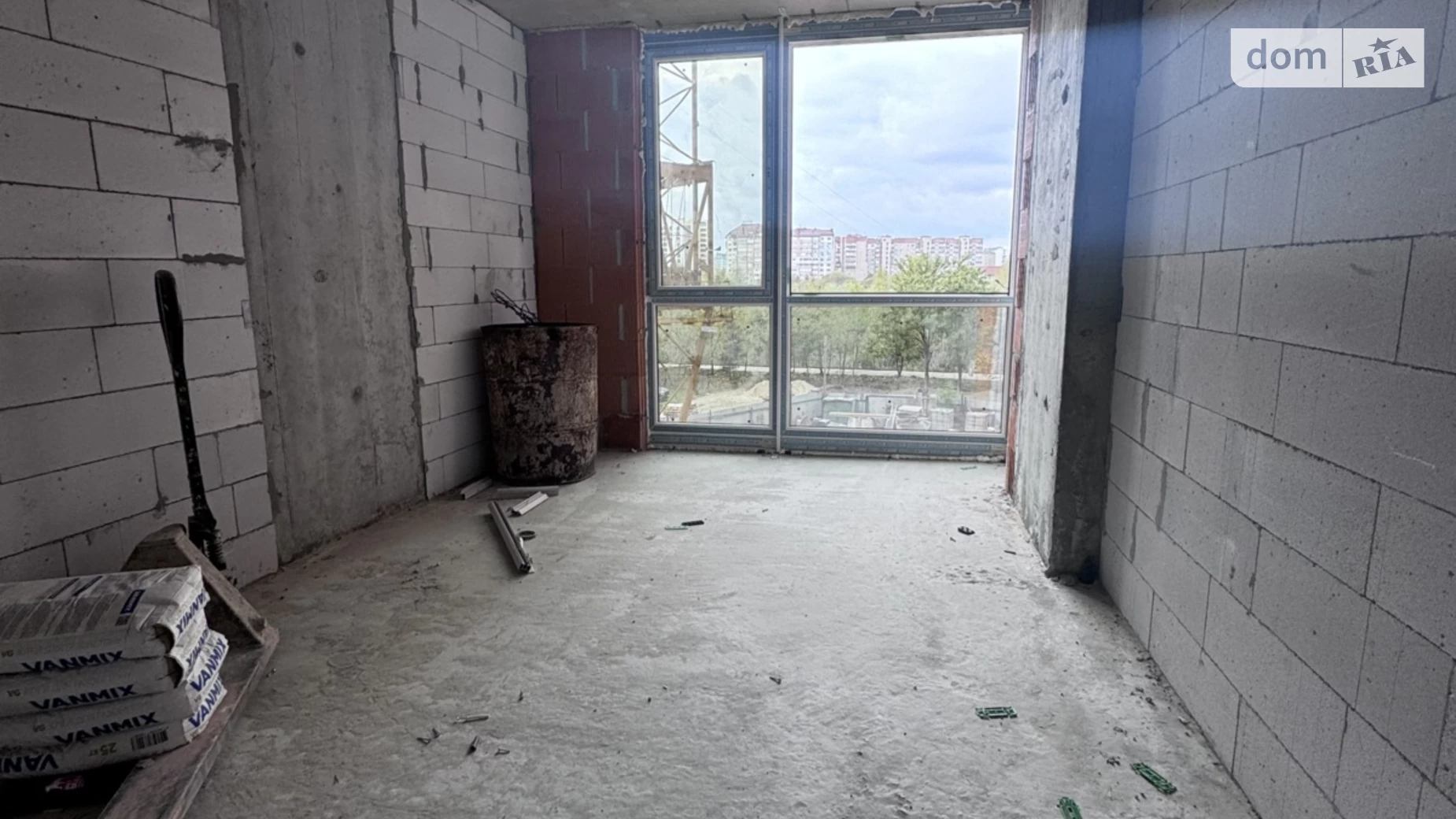 Продается 1-комнатная квартира 63 кв. м в Угорниках, ул. Героев Николаева(Сеченова), 129 - фото 3