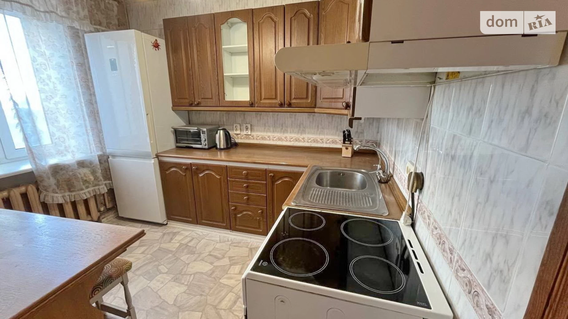 Продается 3-комнатная квартира 68.9 кв. м в Днепре, цена: 40000 $ - фото 2