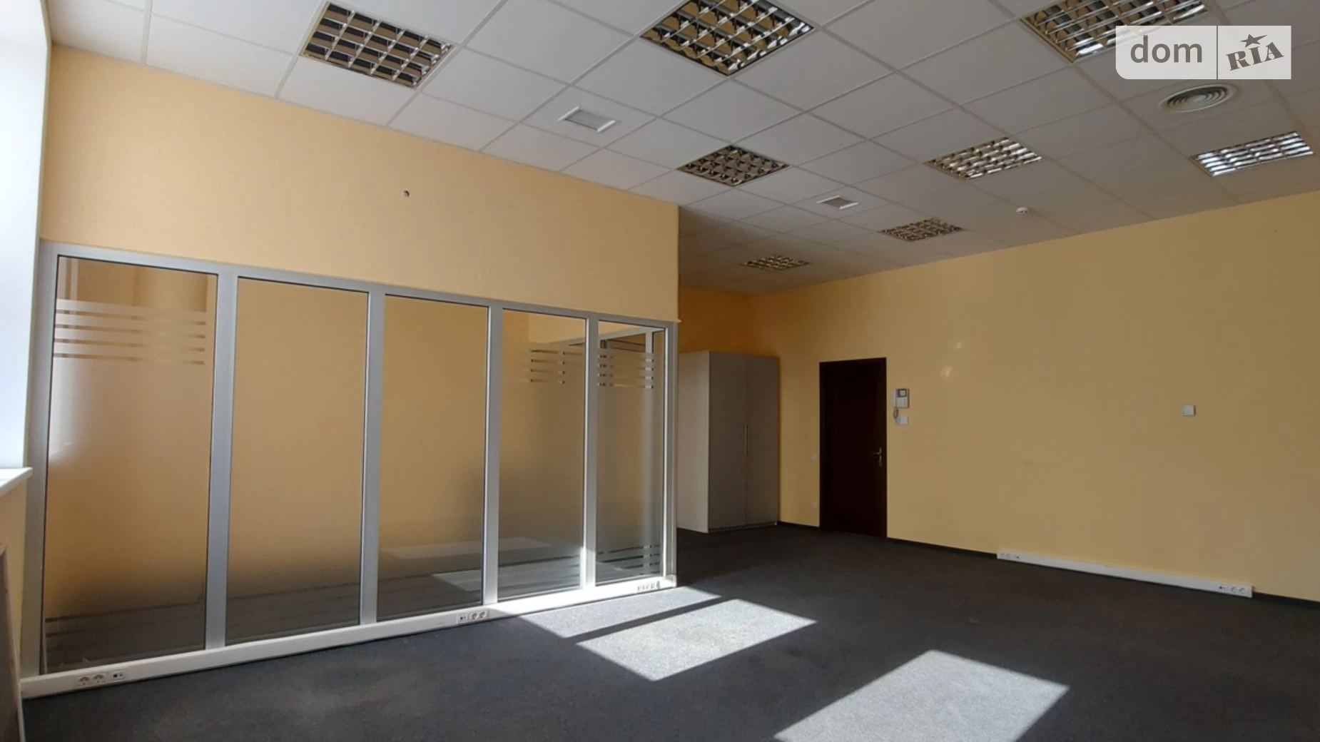 Сдается в аренду офис 54 кв. м в бизнес-центре, цена: 16000 грн - фото 3