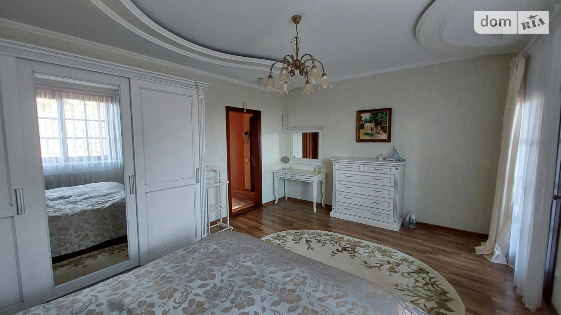 Продается дом на 2 этажа 260 кв. м с гаражом, цена: 298500 $ - фото 2