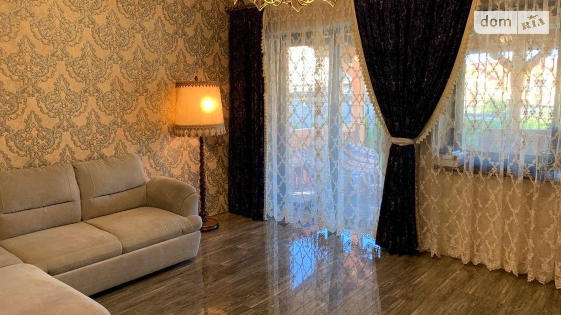 Продается дом на 2 этажа 177 кв. м с балконом, цена: 295000 $ - фото 3