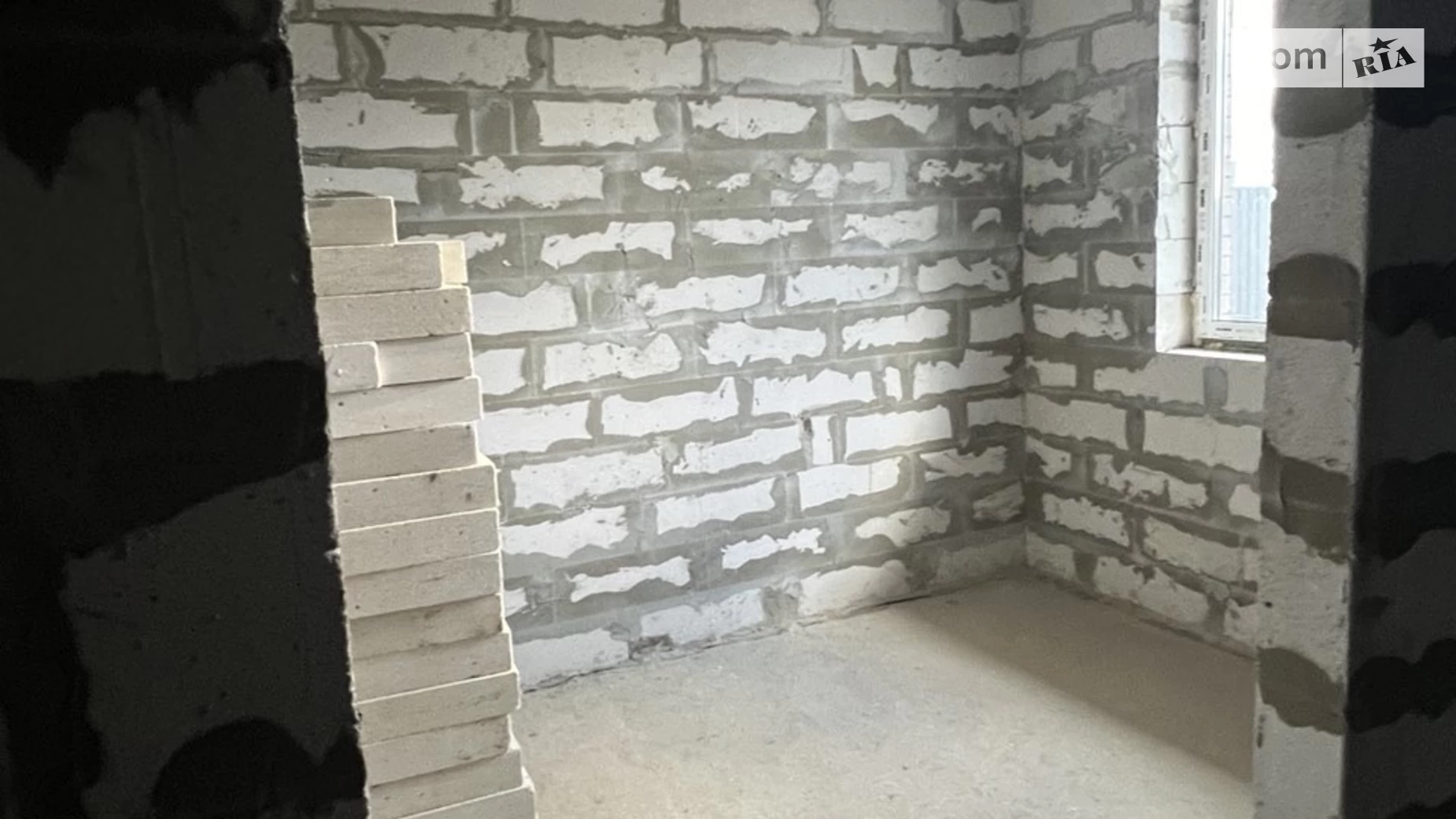 Продается дом на 2 этажа 135 кв. м с бассейном, цена: 120000 $ - фото 4