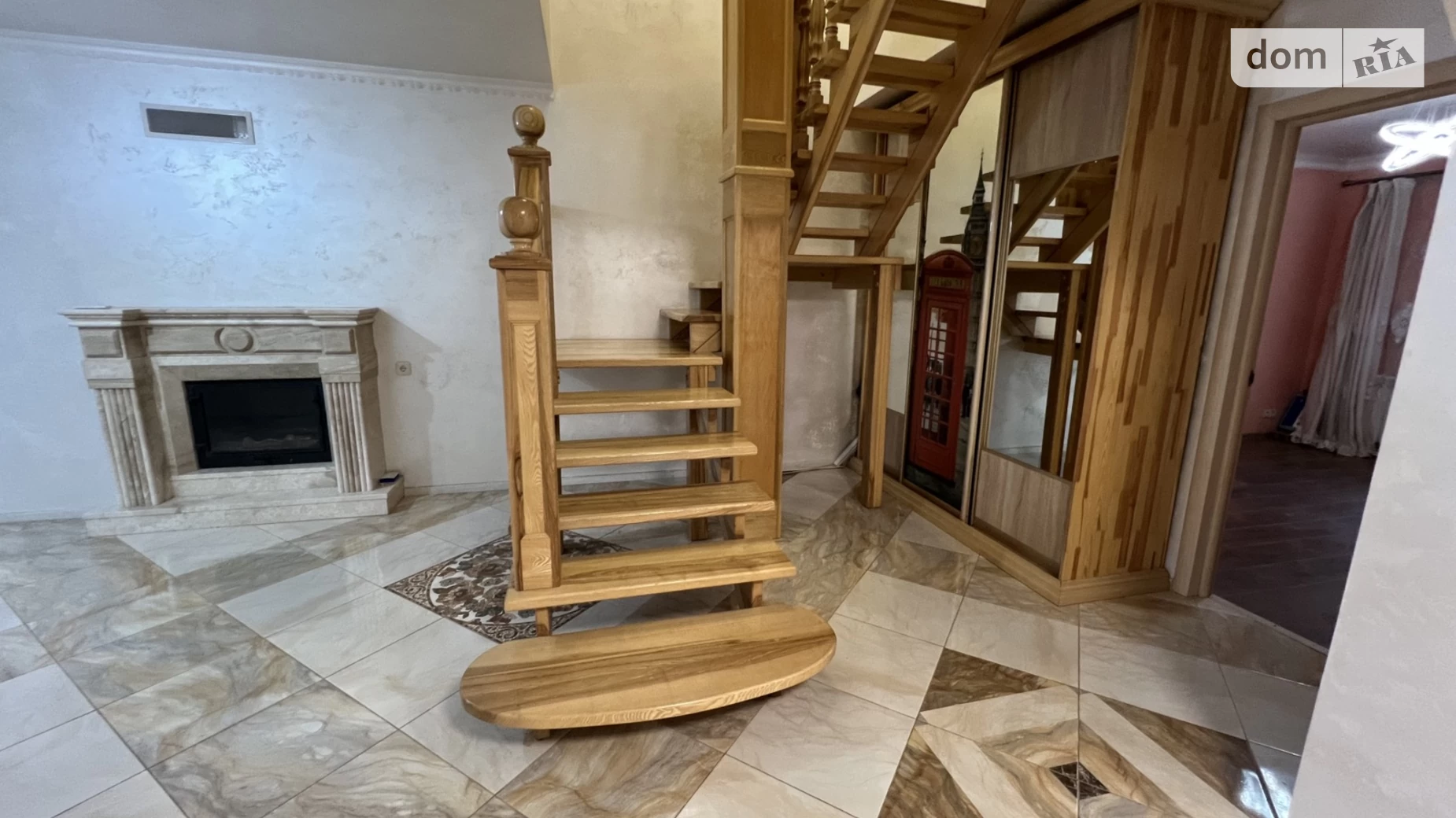 Продается 4-комнатная квартира 128.7 кв. м в Ужгороде, ул. Добрянского - фото 2