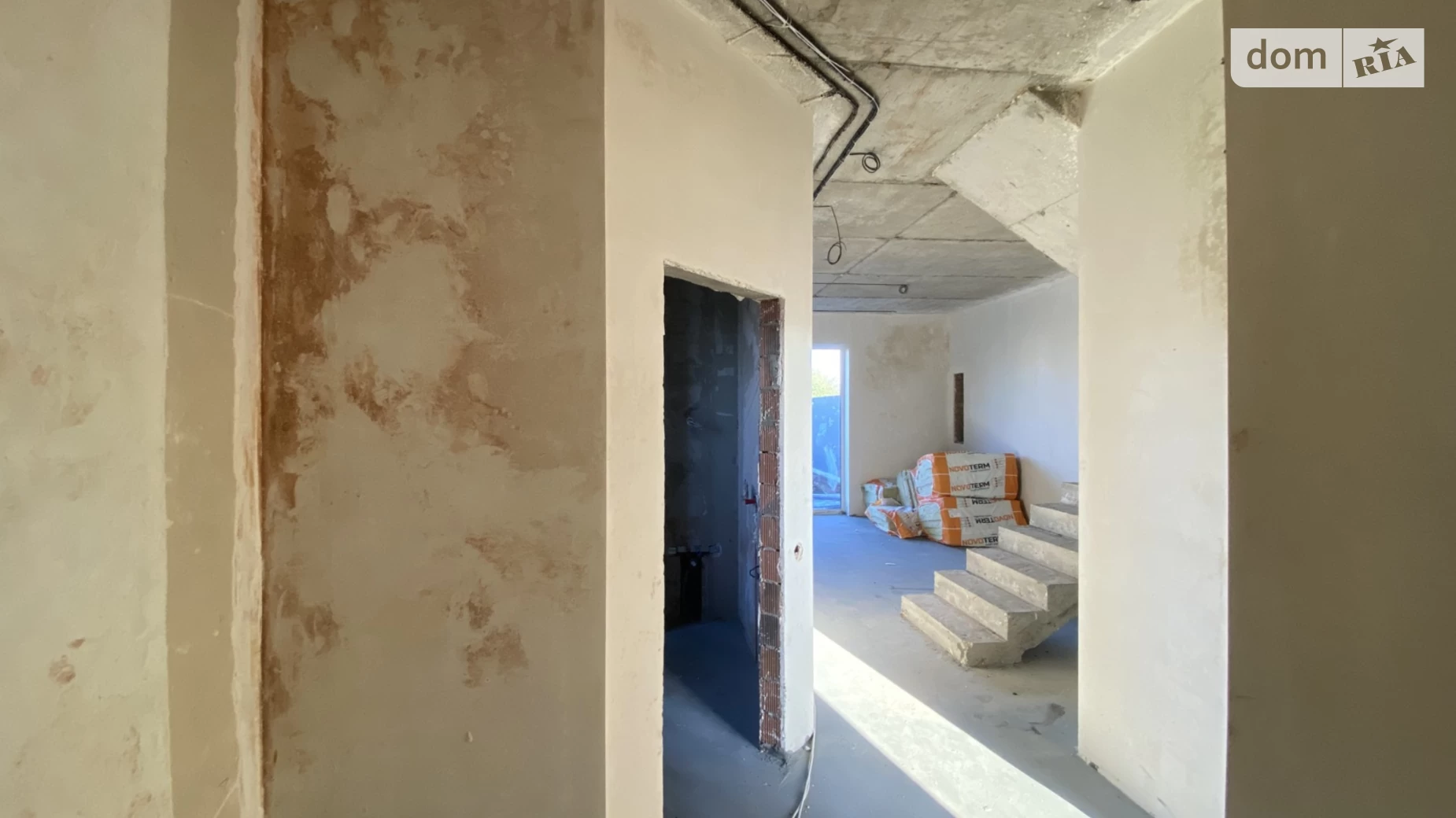 Продается дом на 2 этажа 100 кв. м с балконом, цена: 115000 $ - фото 3