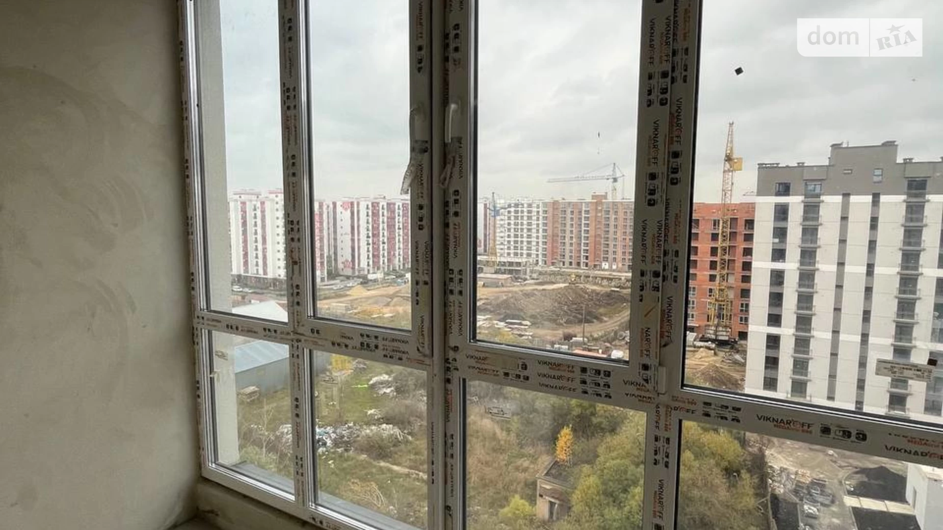 Продается 2-комнатная квартира 61.2 кв. м в Ивано-Франковске, ул. Виноградная, 175А - фото 2
