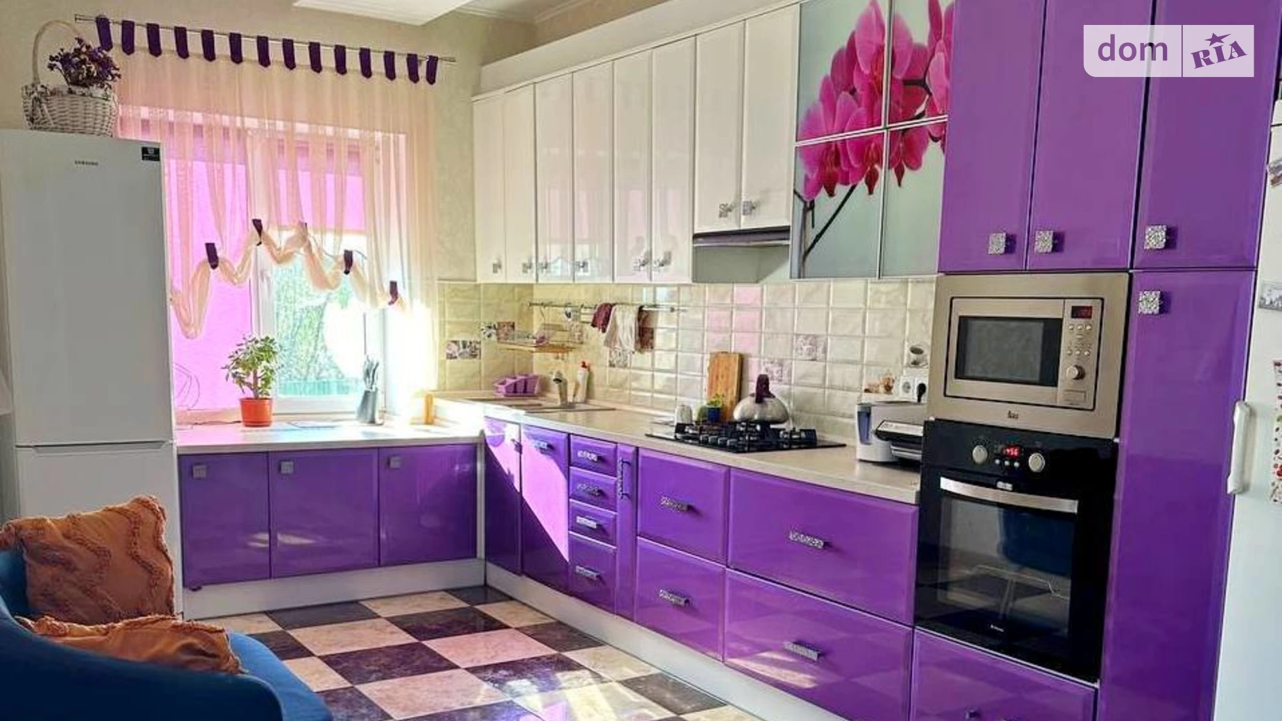Продается дом на 2 этажа 240 кв. м с беседкой, цена: 160000 $ - фото 4