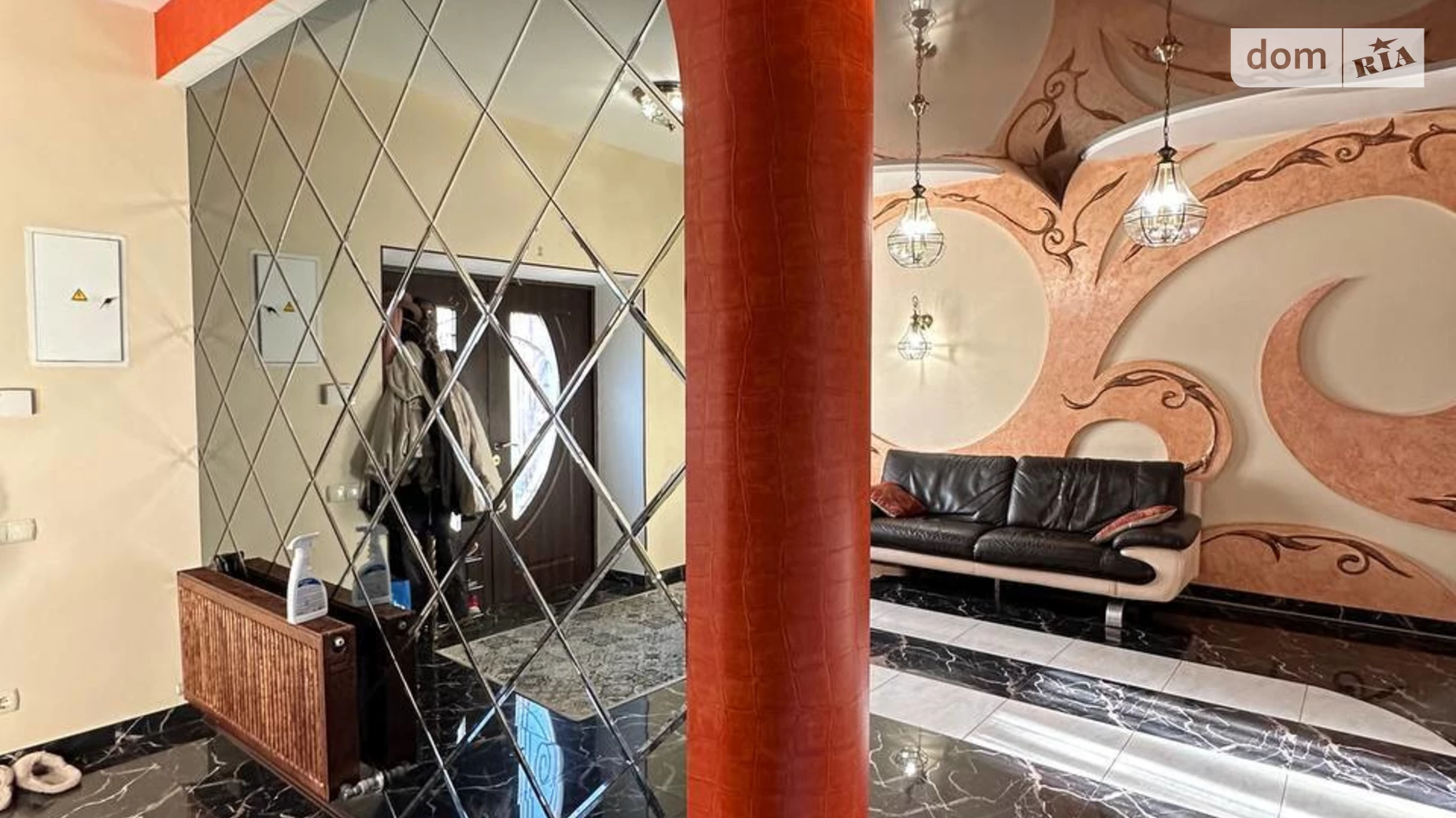Продается дом на 2 этажа 220 кв. м с балконом, цена: 460000 $ - фото 3