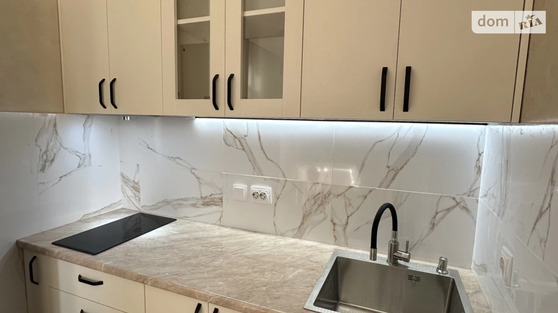 Сдается в аренду 1-комнатная квартира 26 кв. м в Ровно, ул. Дворецкая - фото 2