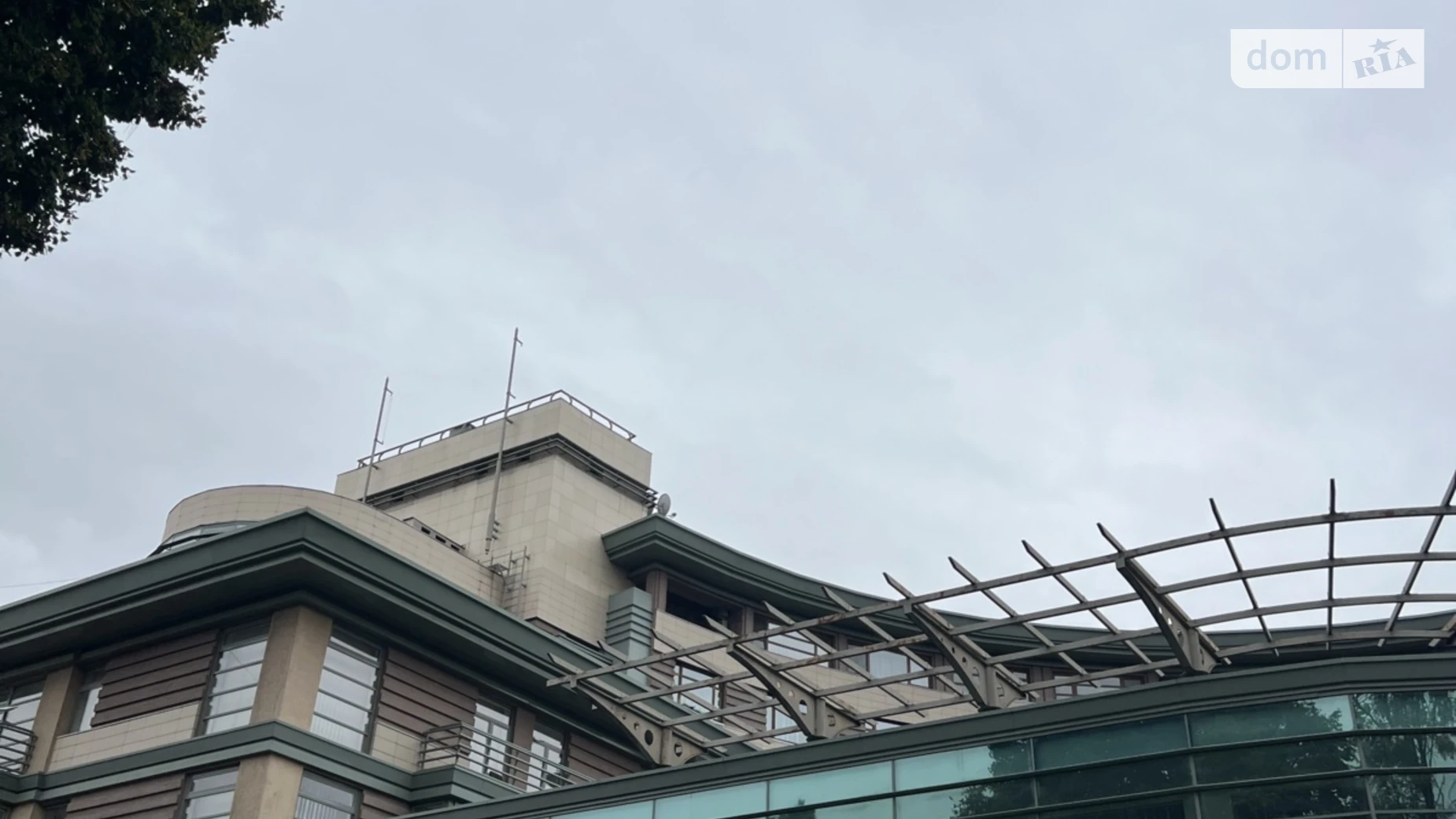 Продается 2-комнатная квартира 101.5 кв. м в Ужгороде, пл. Жупанатская, 1 - фото 4