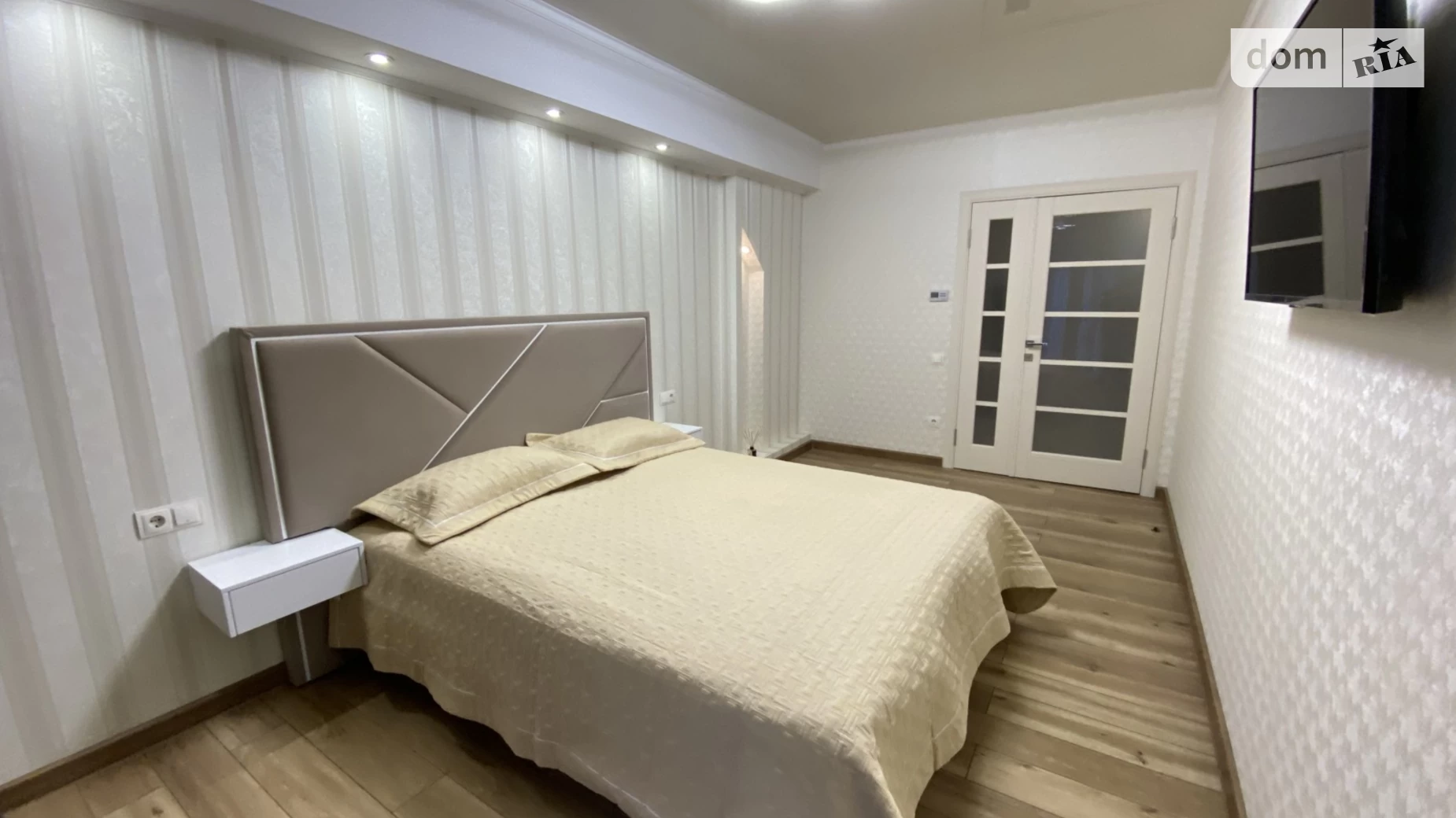 Продается 2-комнатная квартира 78 кв. м в Виннице, ул. Замостянская - фото 2