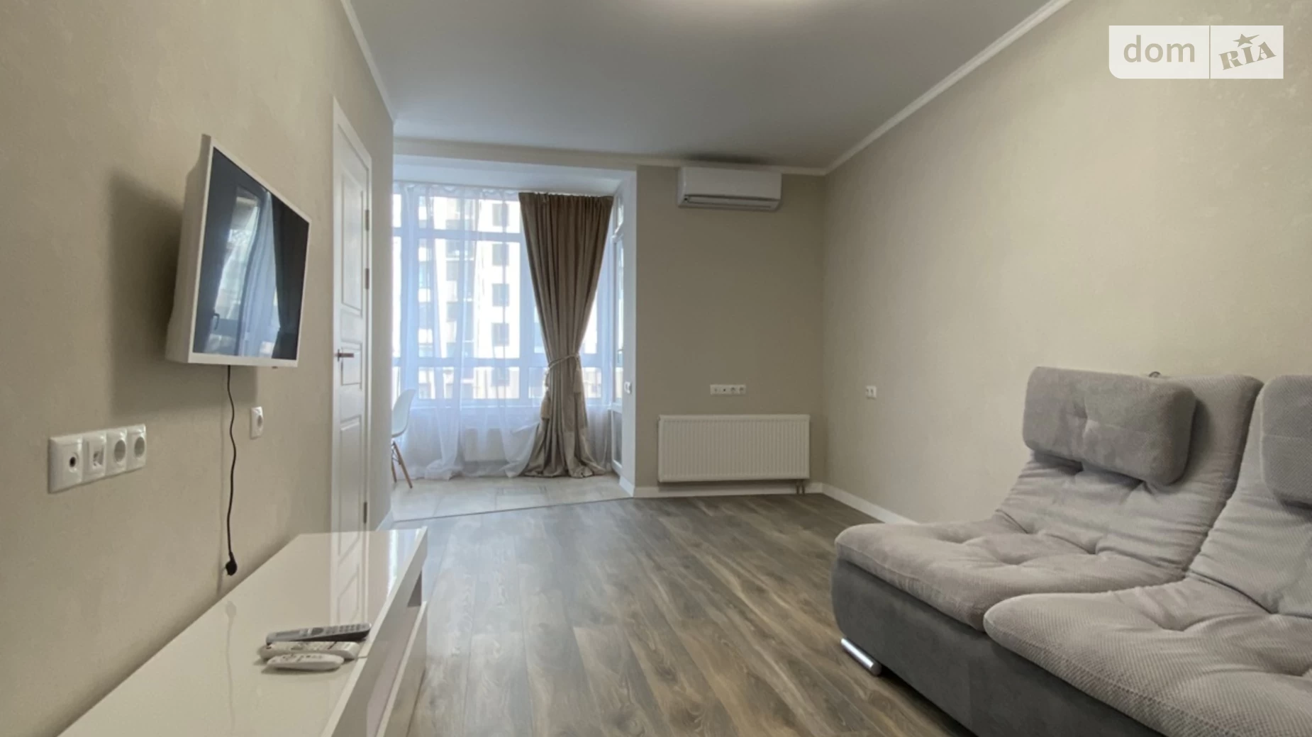 Продается 1-комнатная квартира 44 кв. м в Киеве, ул. Глубочицкая, 13 - фото 2