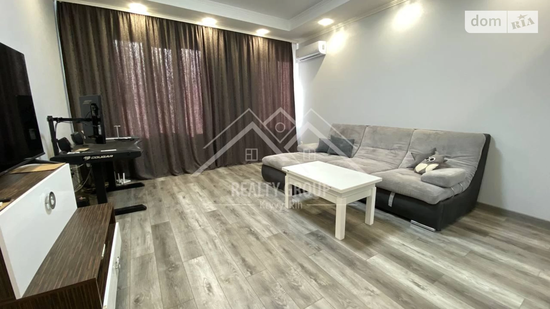 Продается 3-комнатная квартира 72.78 кв. м в Кривом Роге, ул. Гетманская(Ильичевская), 104 - фото 3