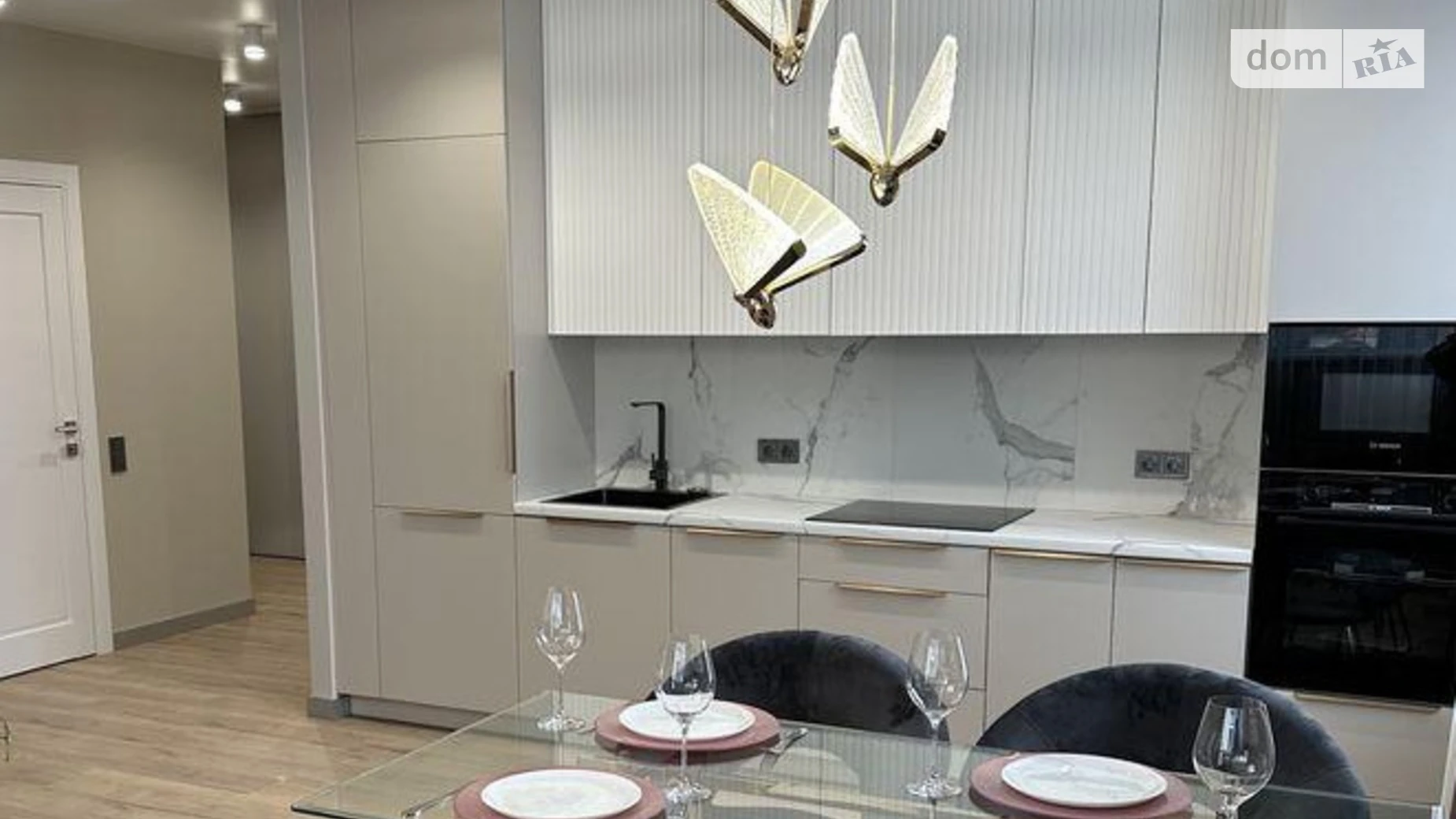 Продається 2-кімнатна квартира 72 кв. м у Львові, вул. Очеретяна - фото 4