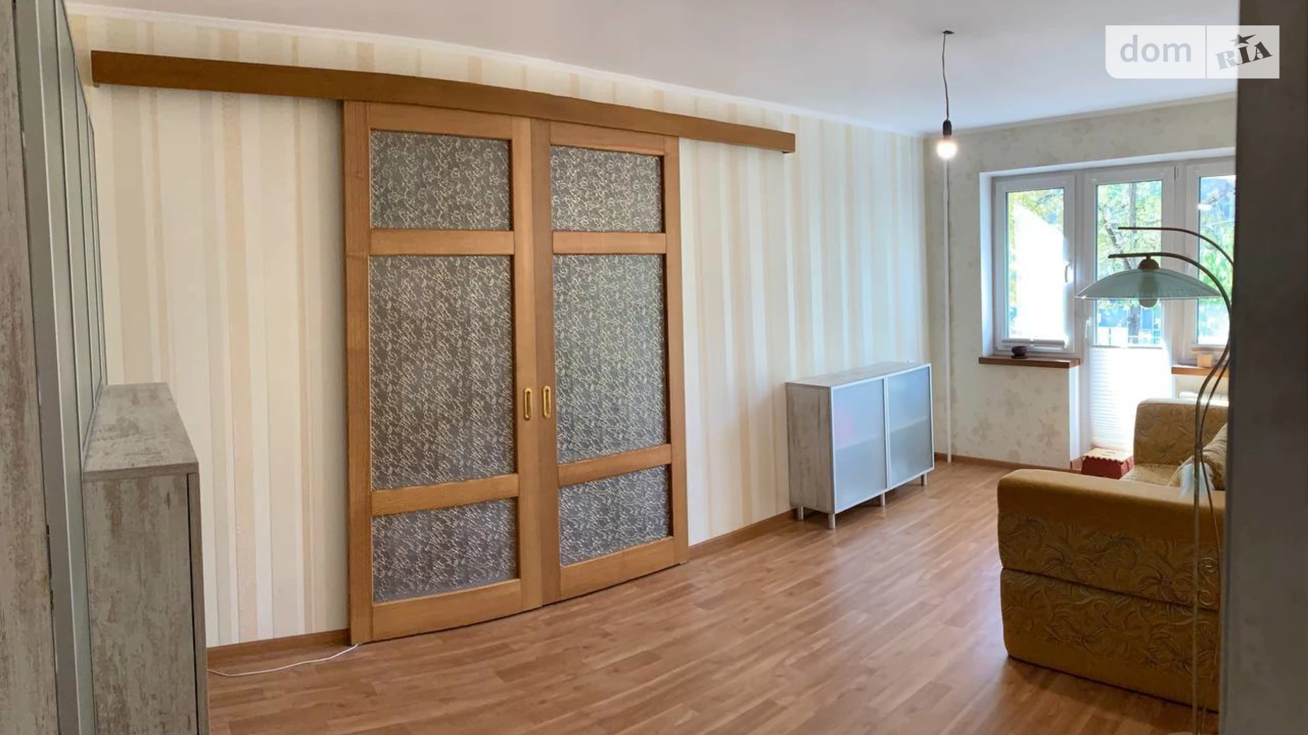 Продается 3-комнатная квартира 58.8 кв. м в Кривом Роге, ул. Тесленко - фото 2
