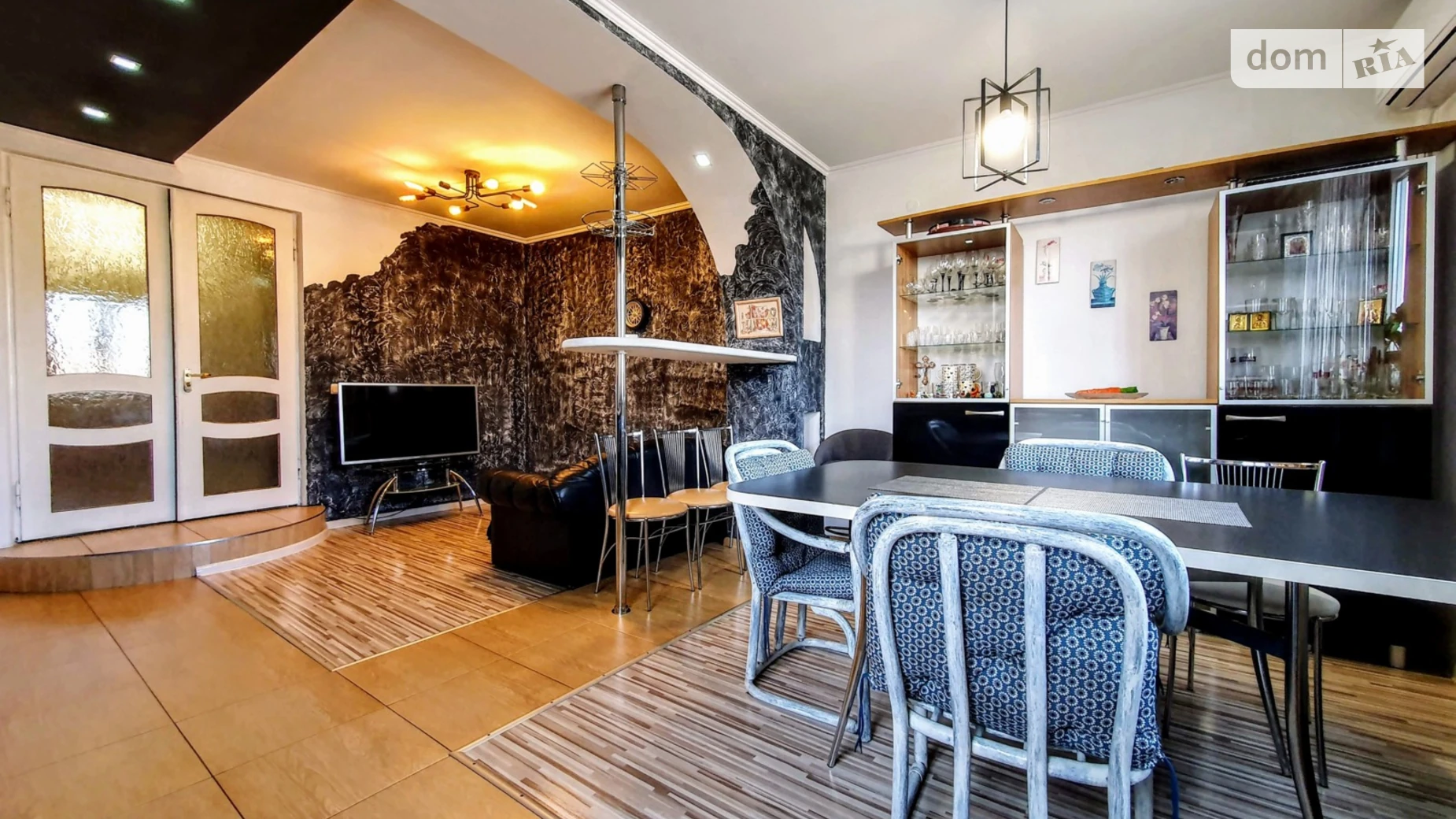 Сдается в аренду 3-комнатная квартира 120 кв. м в, цена: 500 $ - фото 2