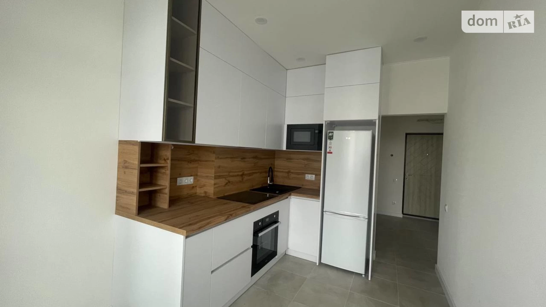 Продается 1-комнатная квартира 41.5 кв. м в Лиманке, ул. Спортивная, 3/5 - фото 3