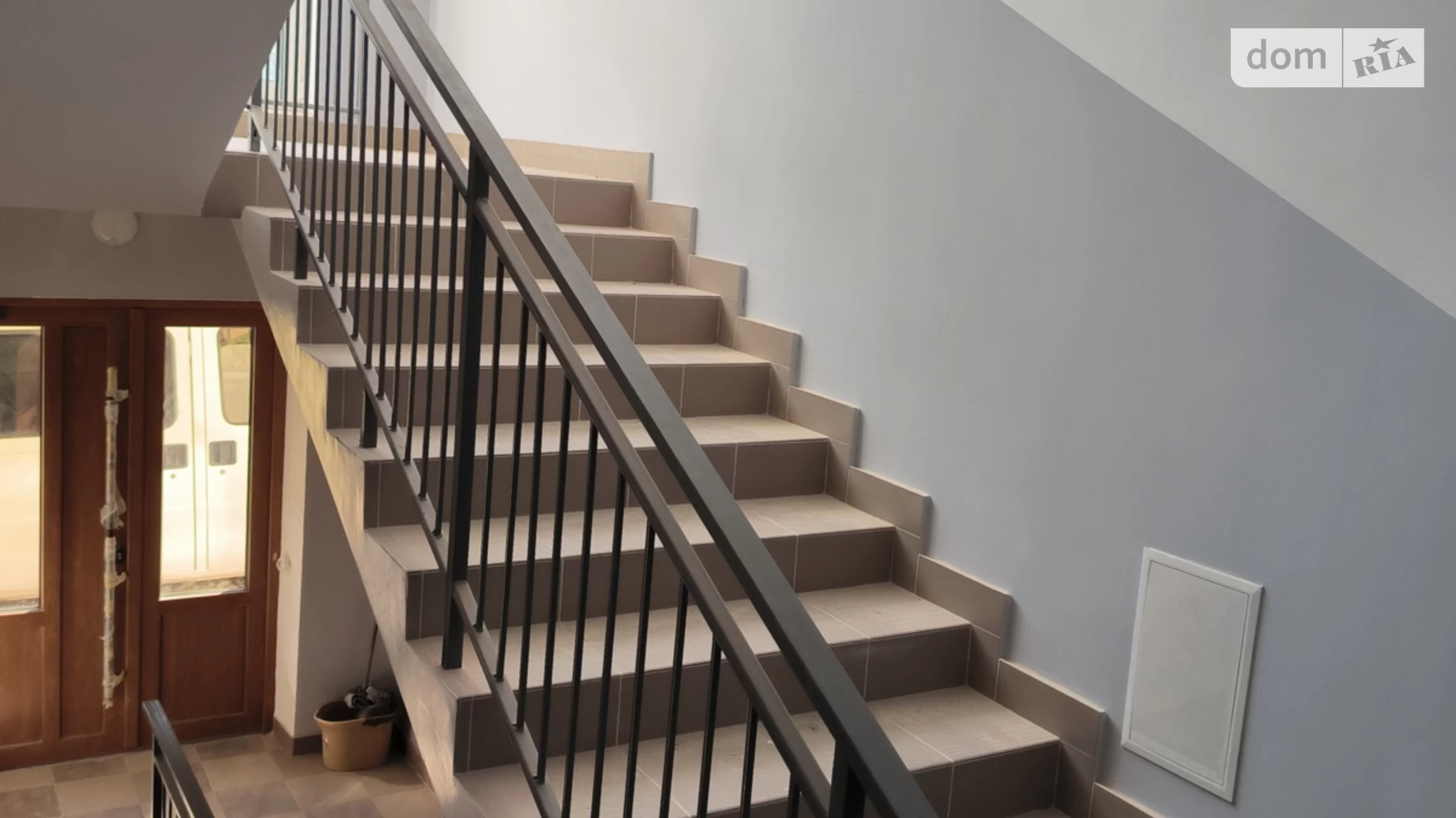Продається 2-кімнатна квартира 52 кв. м у Трускавці, вул. Маркіяна Шашкевича - фото 2