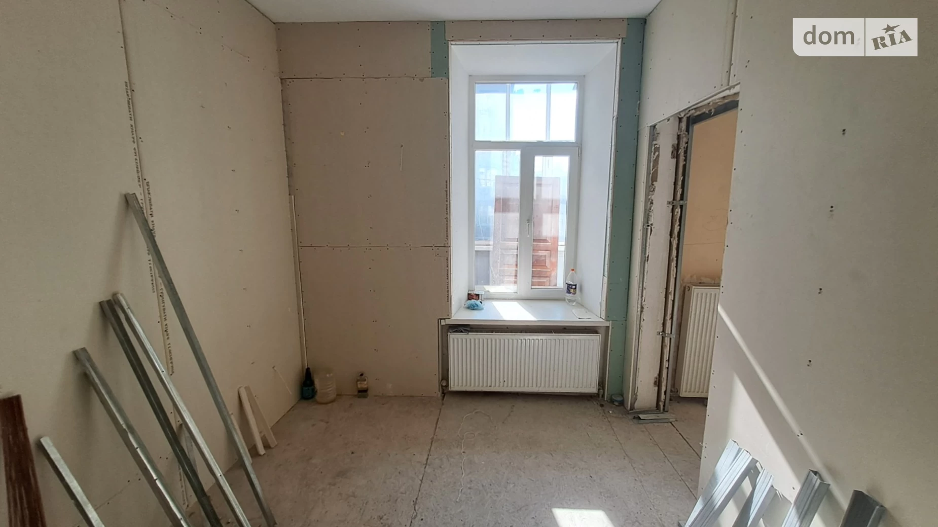 Продается 4-комнатная квартира 73 кв. м в Одессе, ул. Успенская, 76 - фото 2