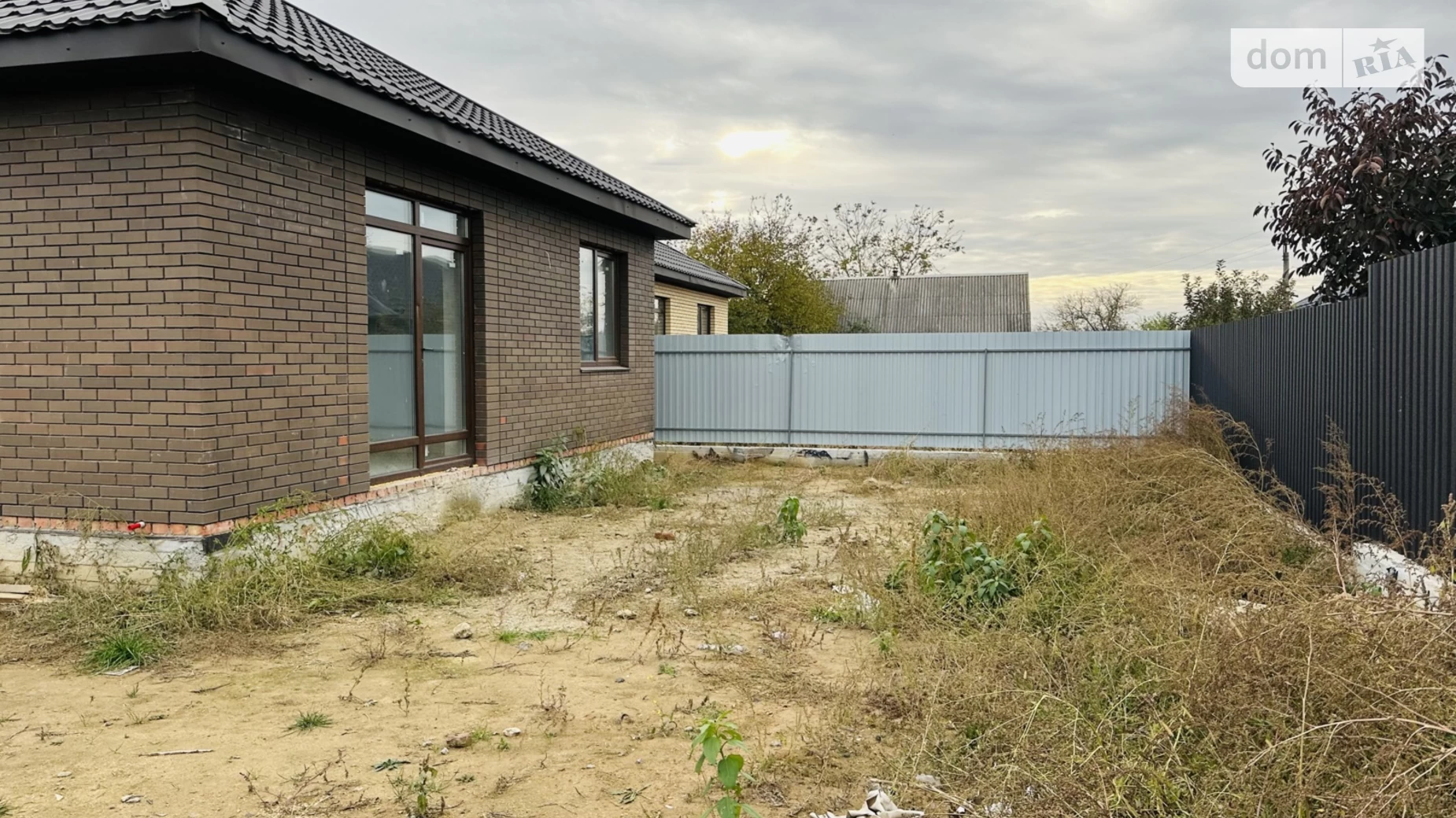 Продается дом на 2 этажа 101 кв. м с камином, цена: 78000 $ - фото 2