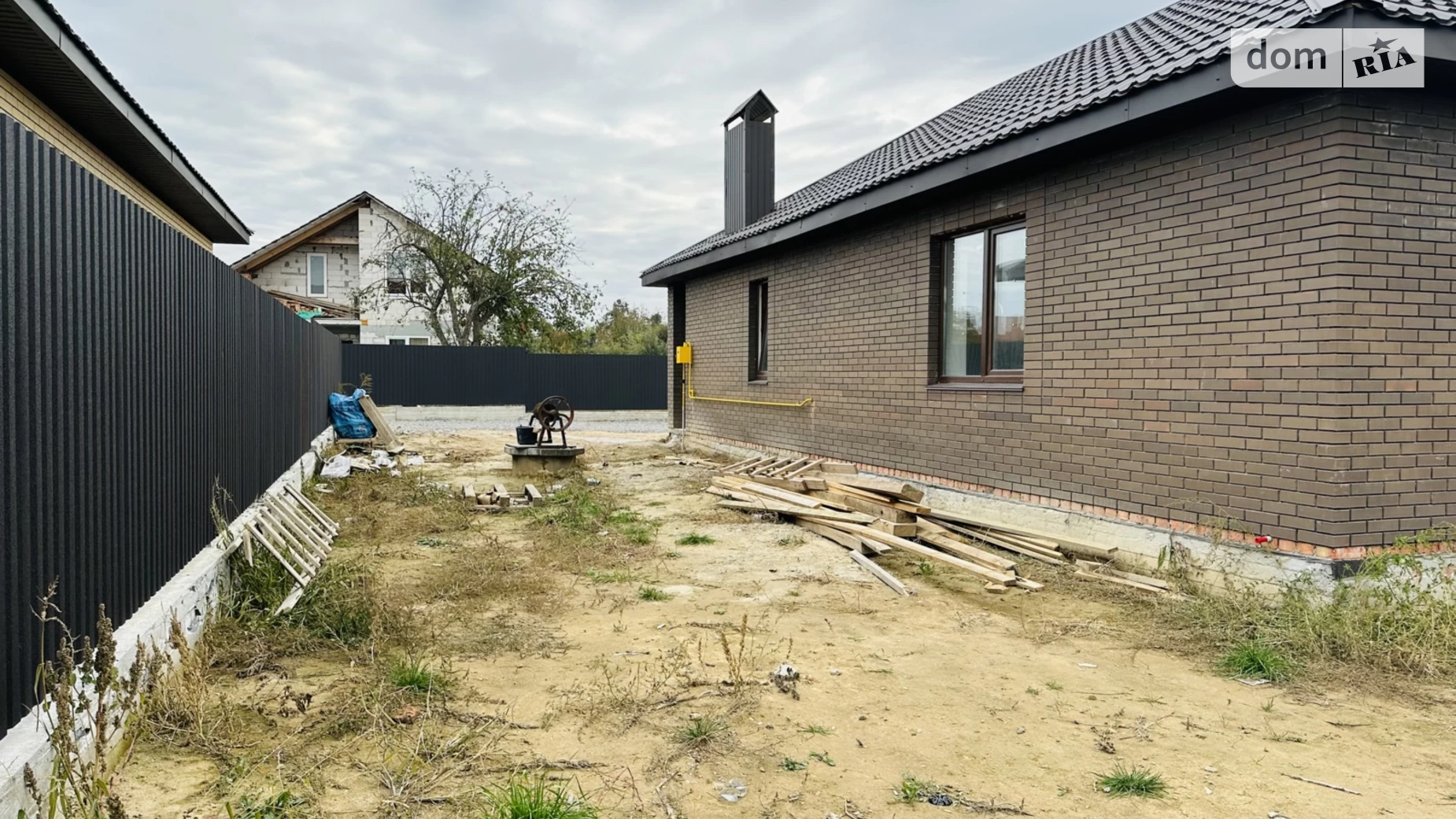 Продается дом на 2 этажа 101 кв. м с камином, цена: 78000 $ - фото 3