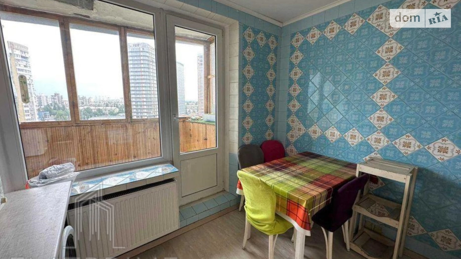 Продается 3-комнатная квартира 70.5 кв. м в Киеве, ул. Энтузиастов, 27 - фото 2
