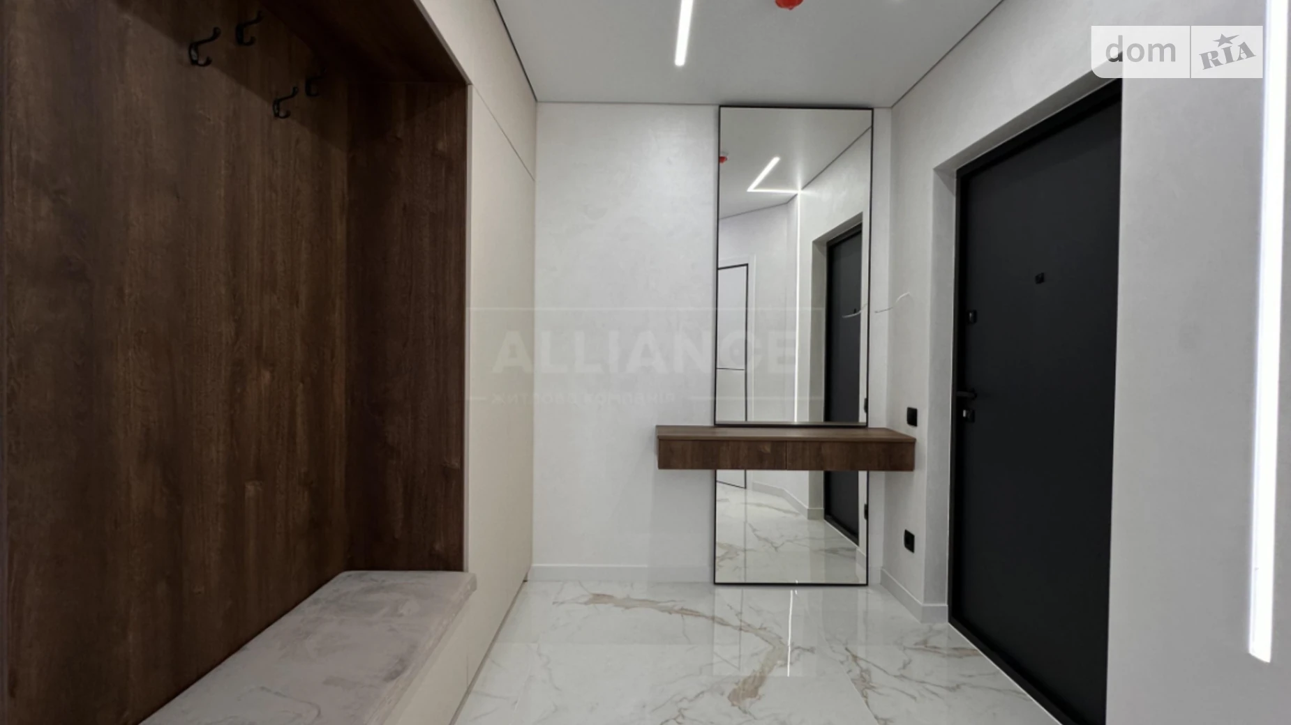 Продається 1-кімнатна квартира 45 кв. м у Івано-Франківську, вул. Хмельницького Богдана, 94 - фото 2