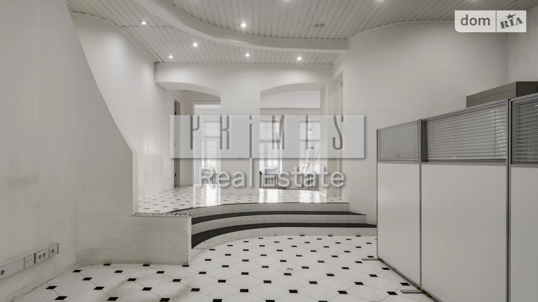 Сдается в аренду офис 185 кв. м в бизнес-центре, цена: 2800 $ - фото 2