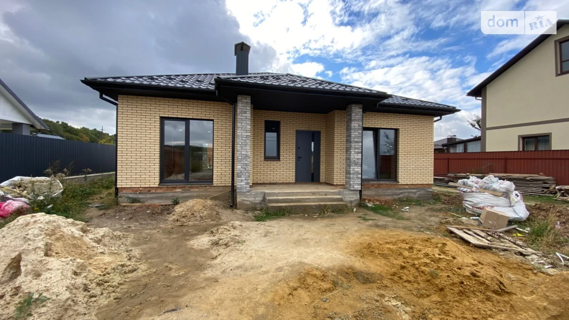 Продается одноэтажный дом 105 кв. м с беседкой, цена: 75000 $ - фото 3
