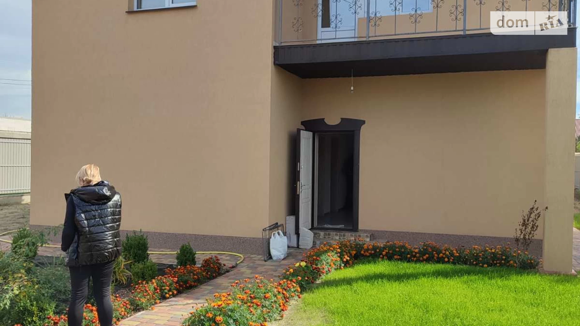 Продается дом на 2 этажа 149.6 кв. м с беседкой, цена: 130000 $ - фото 2